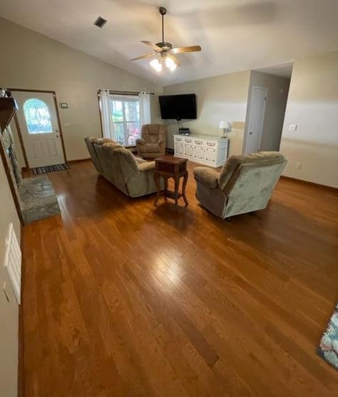 606 Greenwood Cv, Niceville, FL 32578-4205