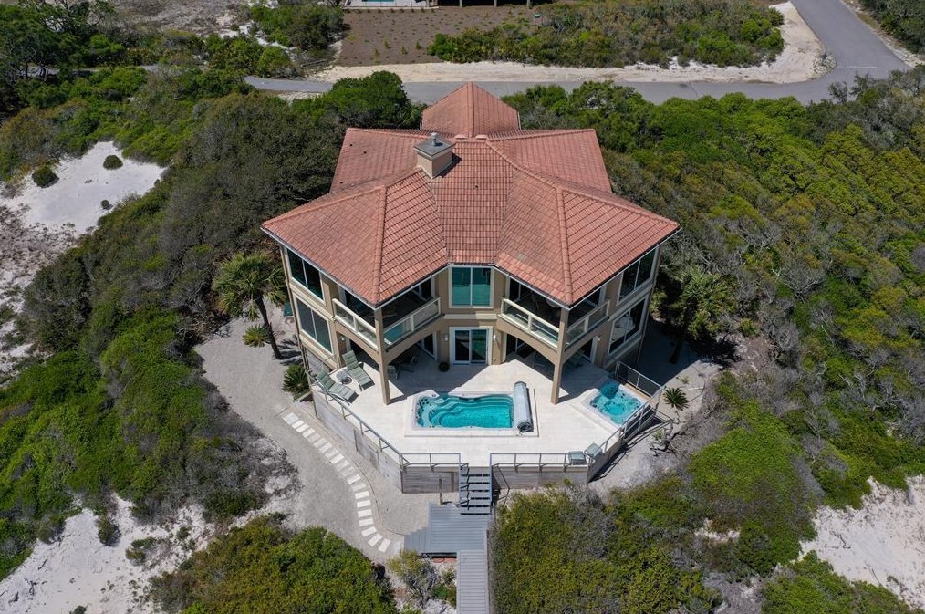 1632 Ivy Way, Saint George Island, FL 32328