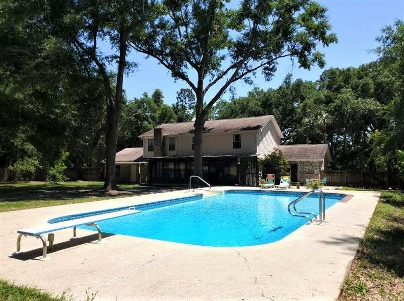 3500 Highway 97, Cantonment FL  32533-9605 exterior