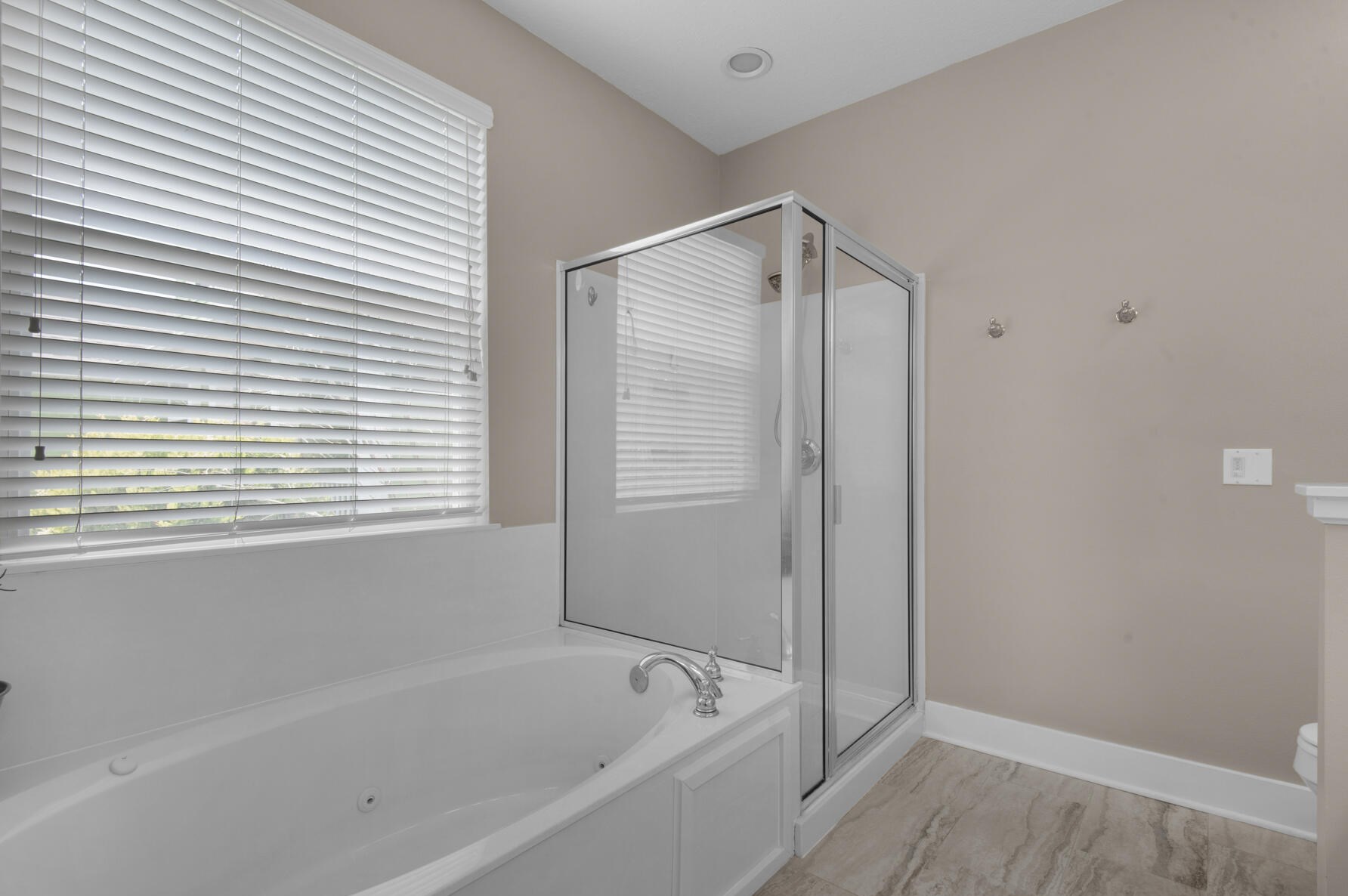 229 Tecumseh Ln, Mary Esther FL  32569-2220 exterior