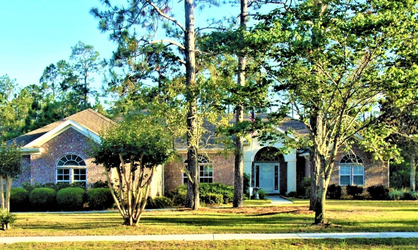 50 Club House Dr E, Freeport, FL 32439