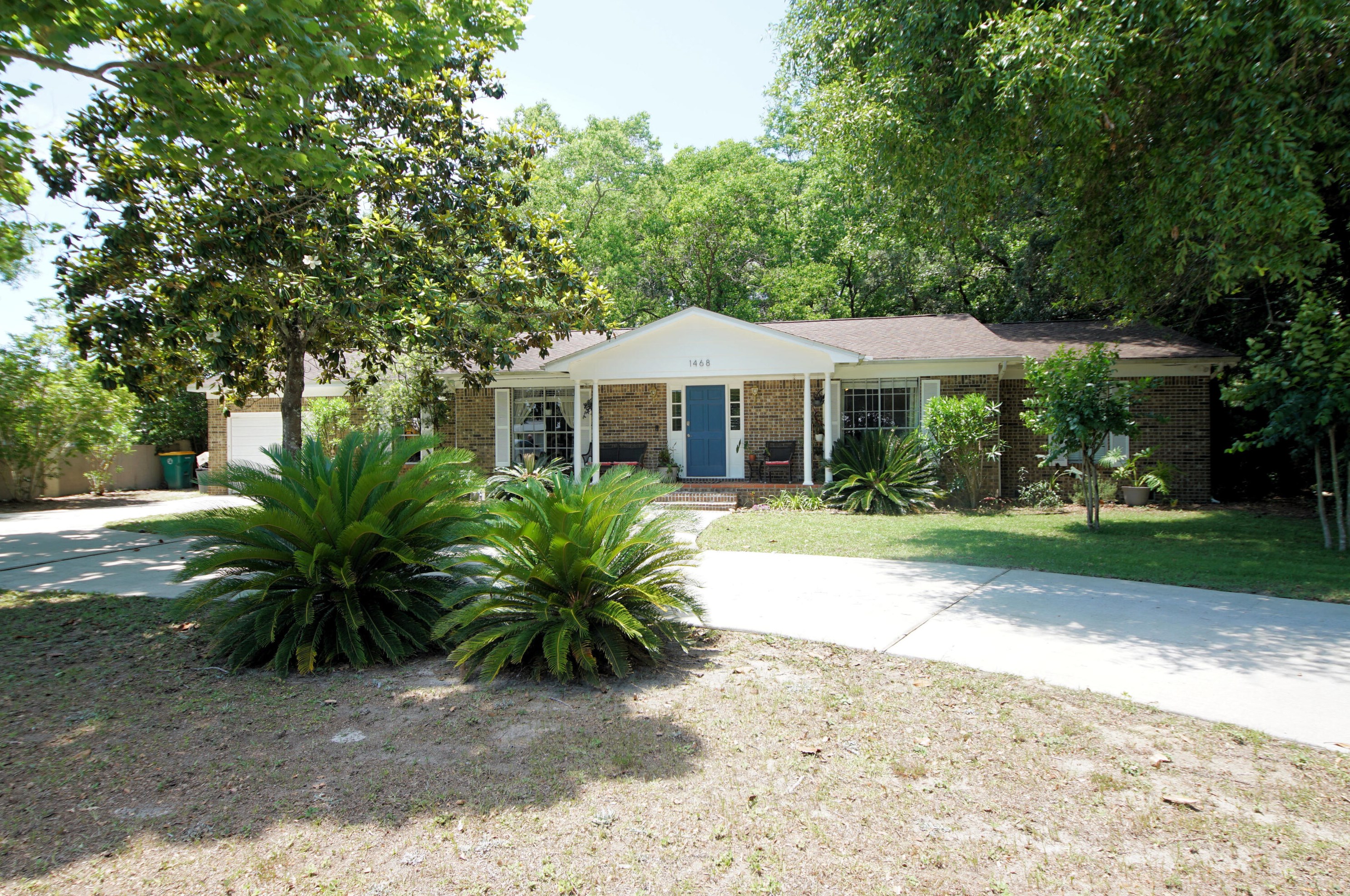 1468 Cypress St, Niceville, FL 32578-9750
