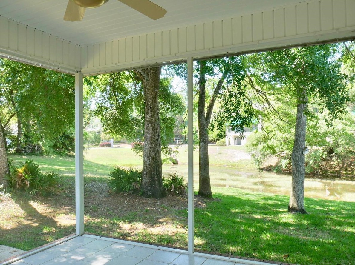 4316 Hidden Lakes Dr, Niceville, FL 32578