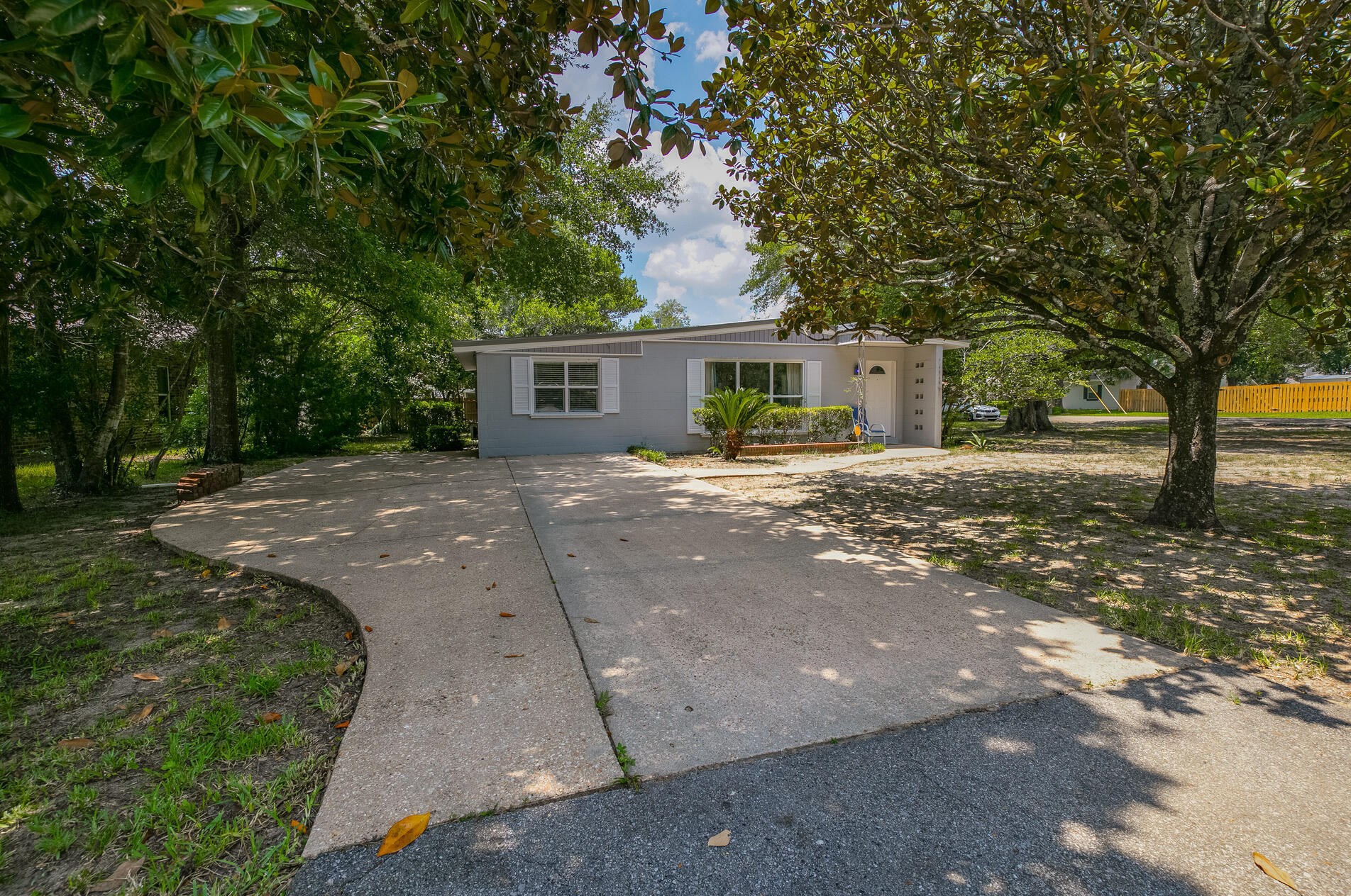 110 Ne Mooney Road Ne, Fort Walton Beach, FL 32547