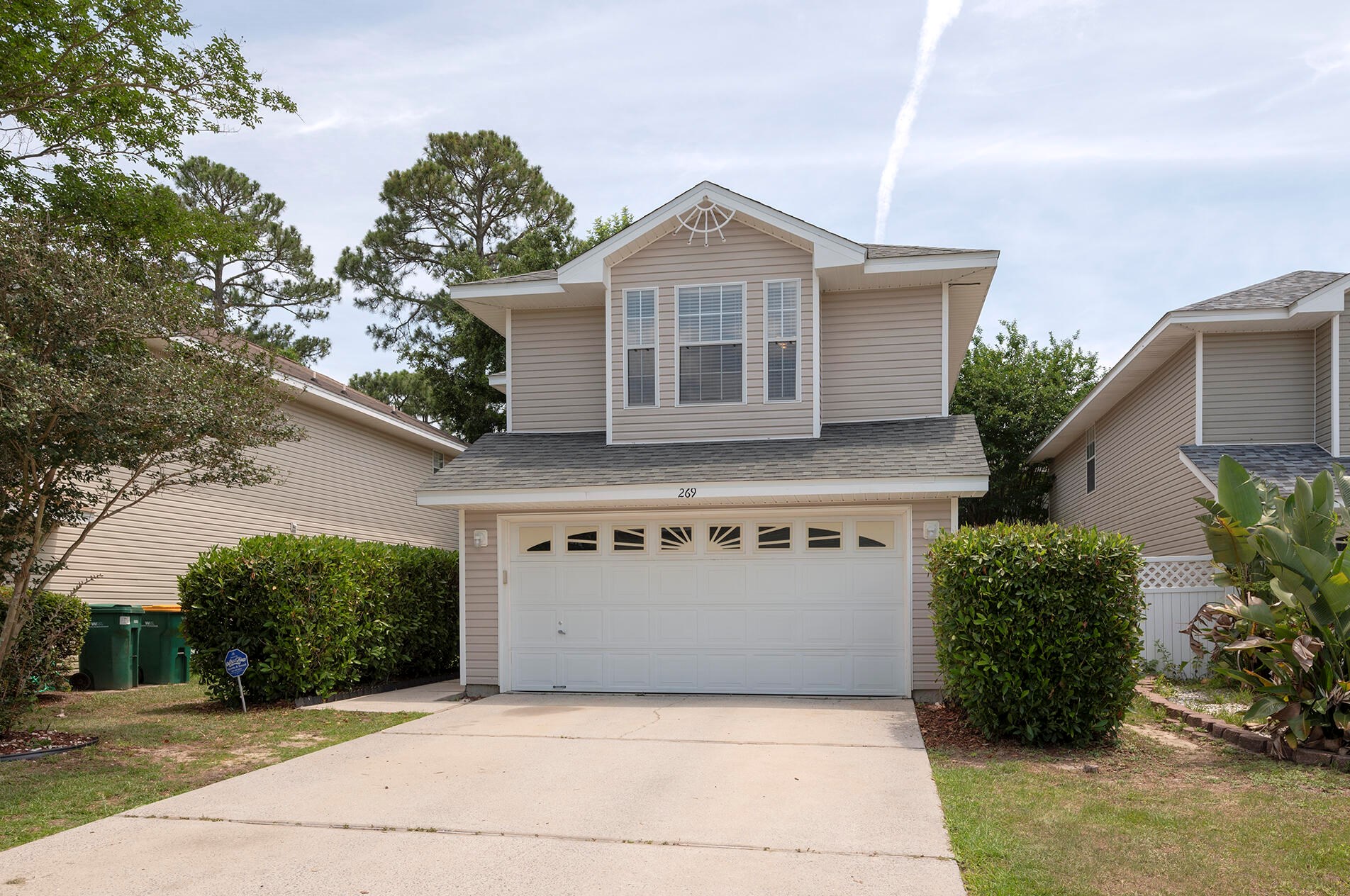 269 Twin Lakes Ln, Destin, FL 32541-2865