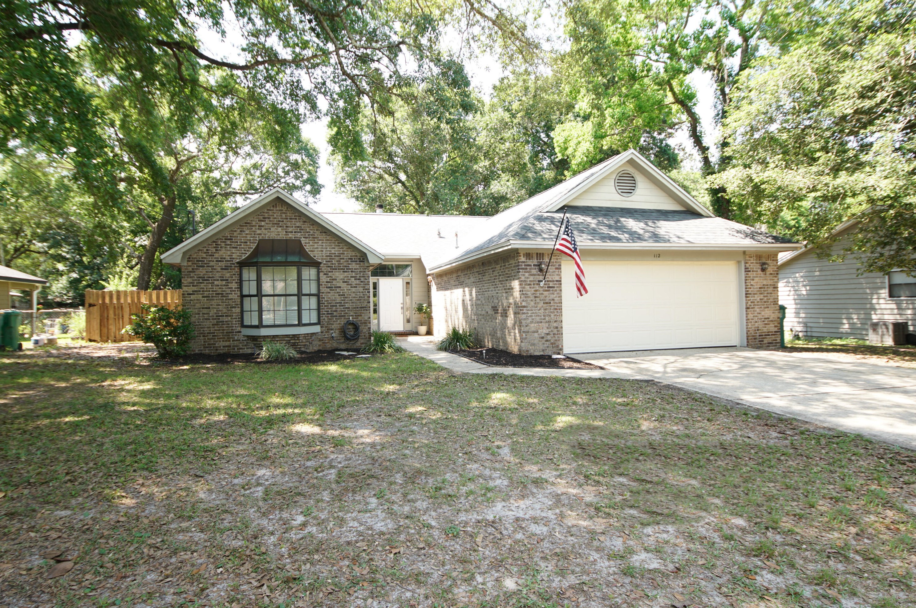112 Oak Shores Dr, Niceville, FL 32578-4516