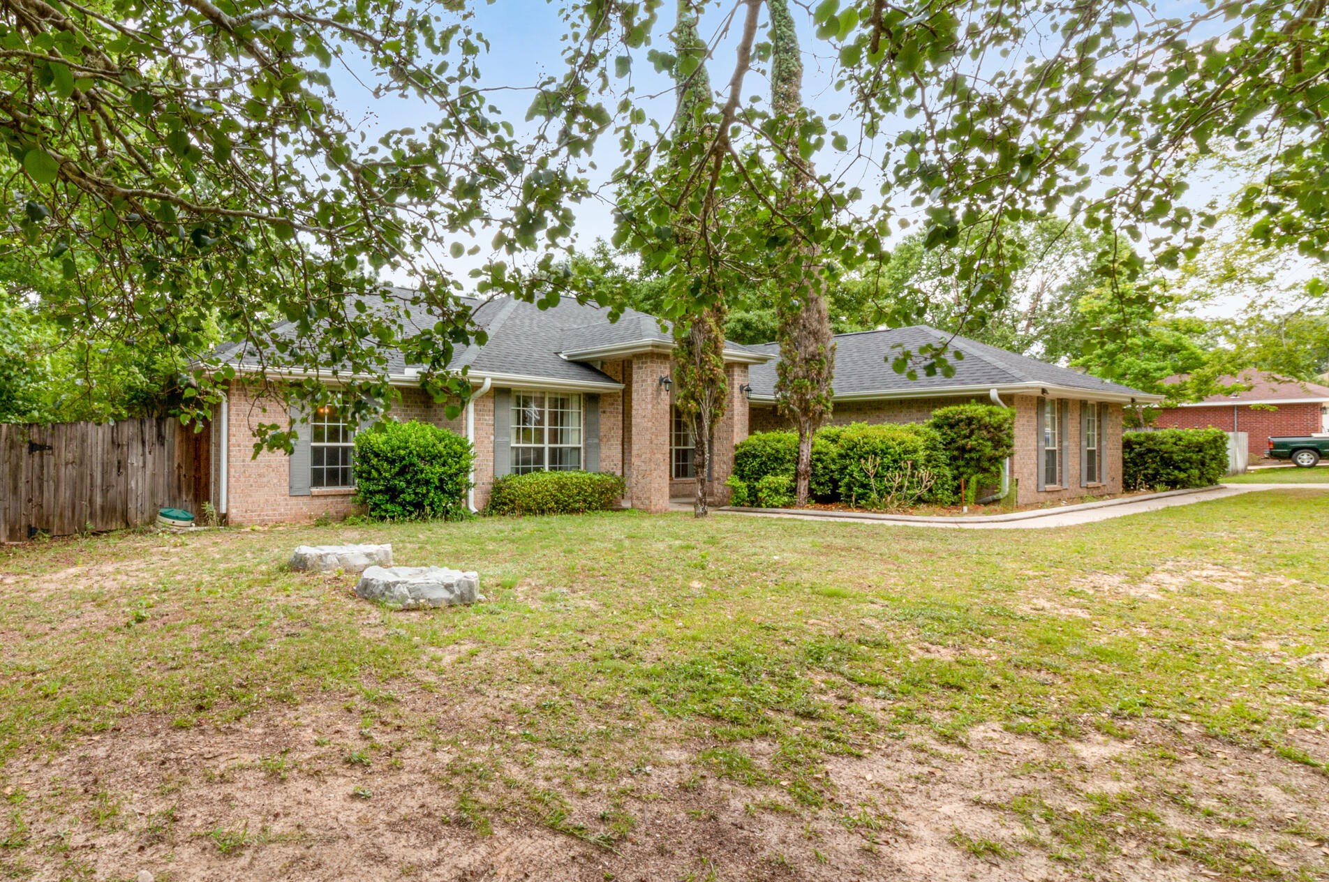 4881 Traxx St, Crestview, FL 32536-6412