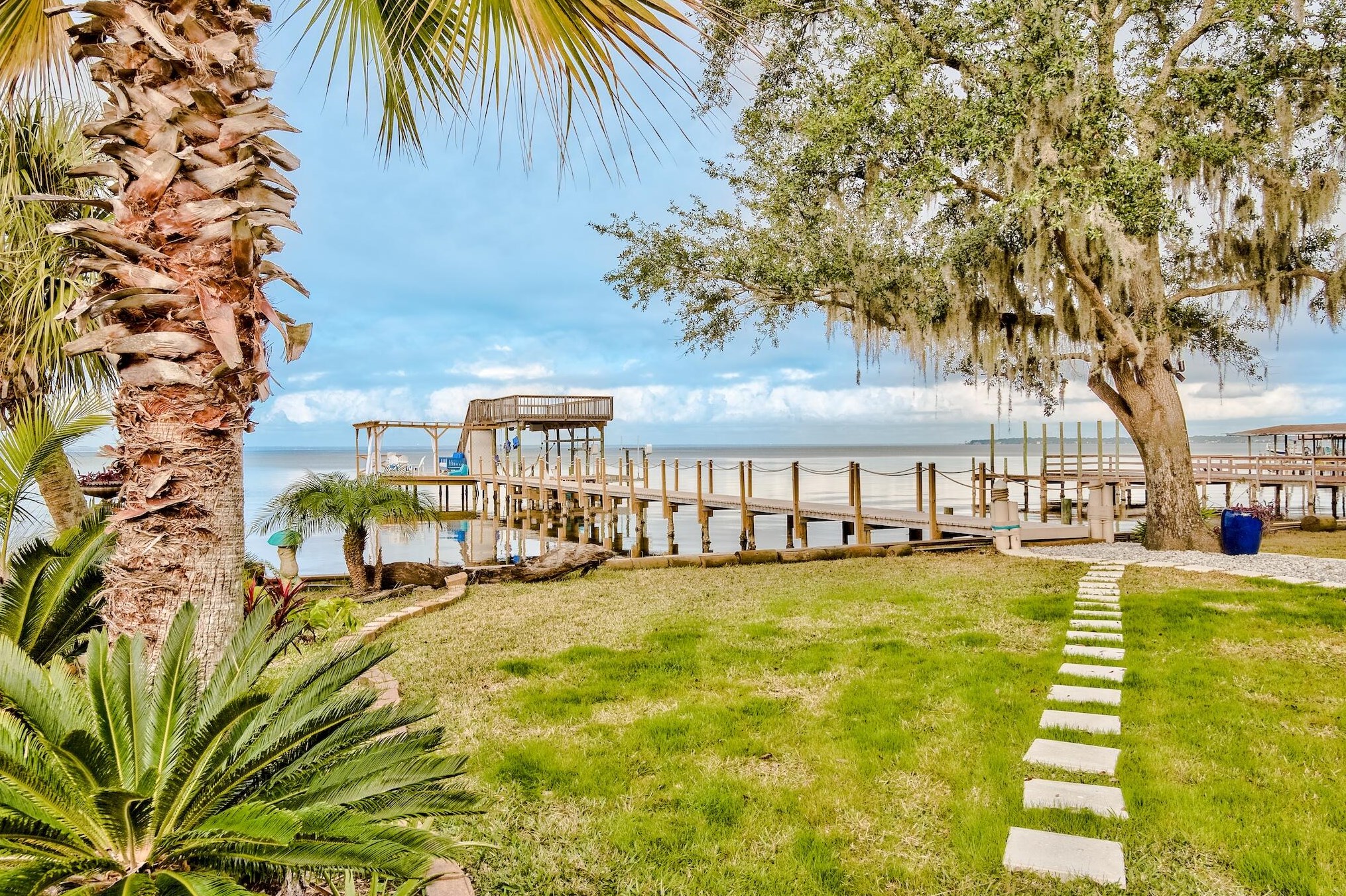 320 Hideaway Bay Dr, Destin FL  32550-6008 exterior