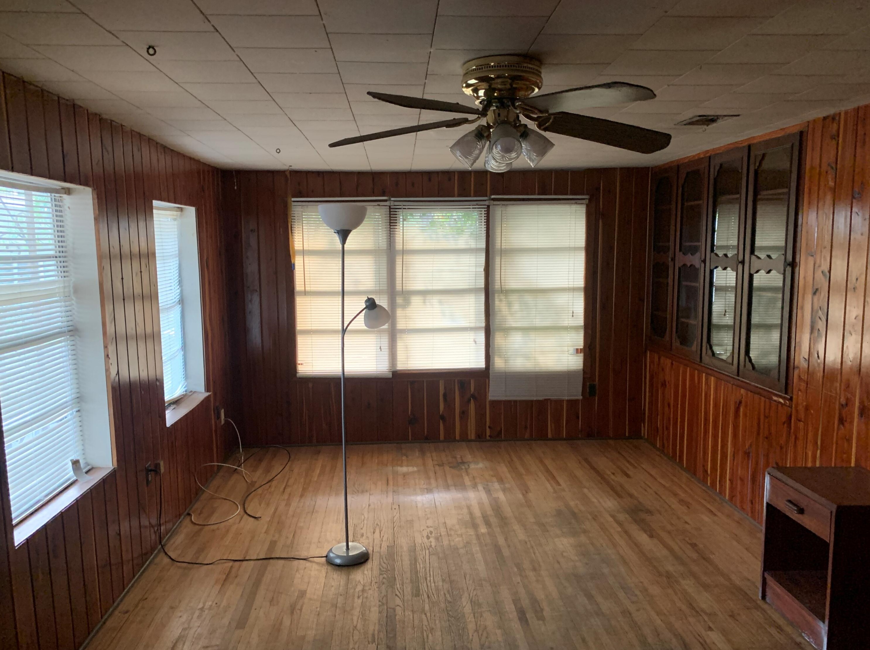 314 Boxer Ave, Niceville, FL 32578-2525