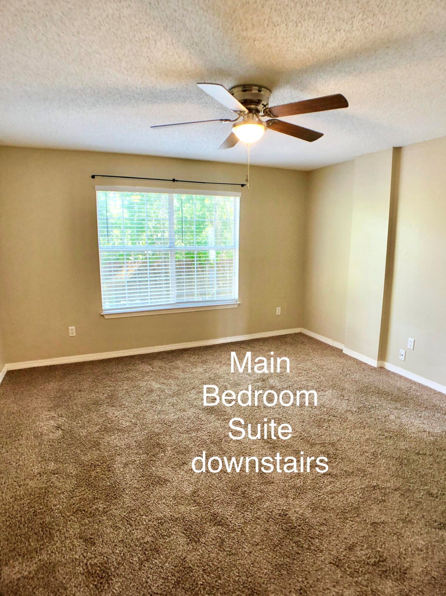 358 Brookwood Blvd, Mary Esther FL  32569-2160 exterior