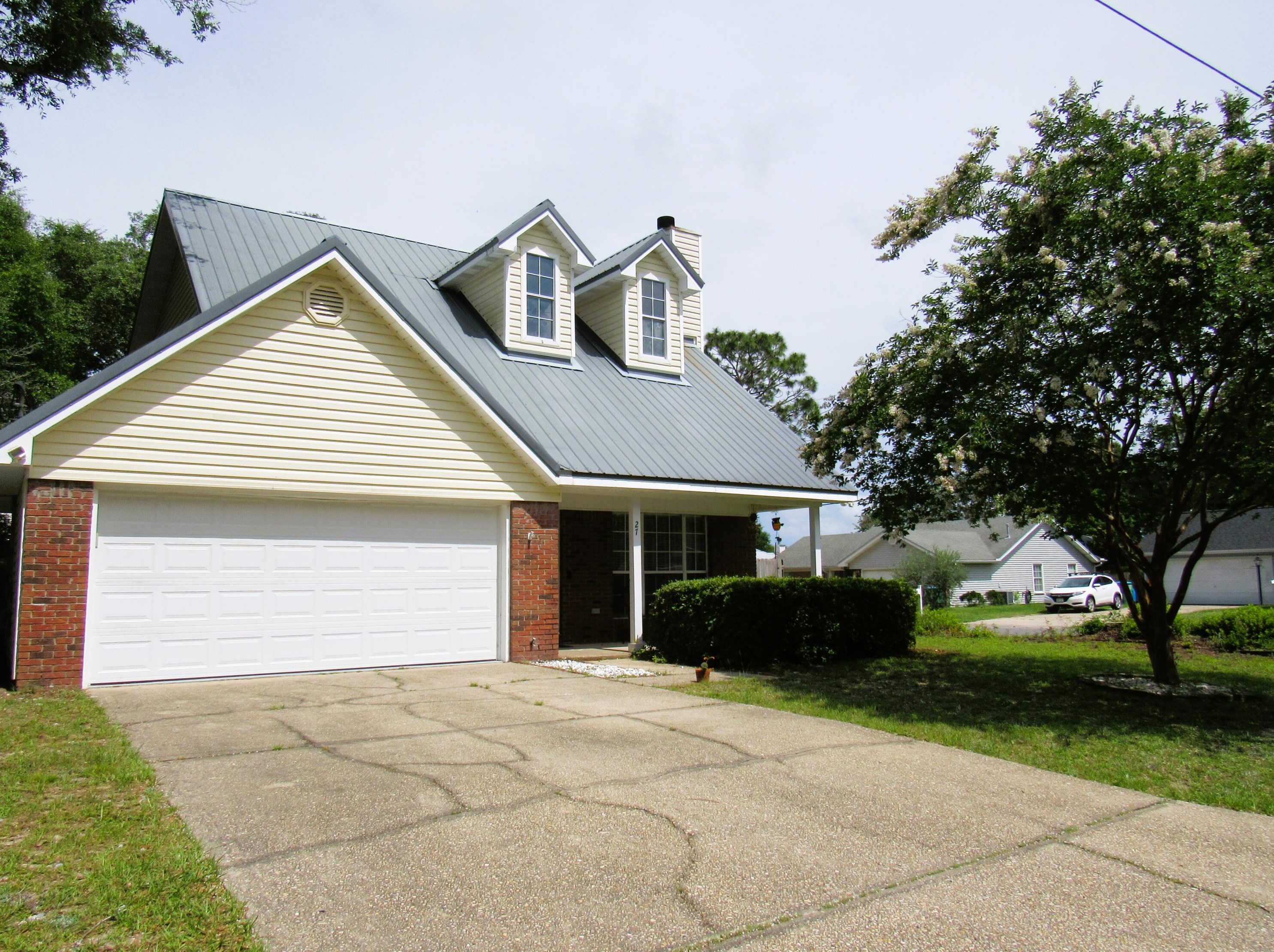 27 Regent Rd, Crestview, FL 32539-7330