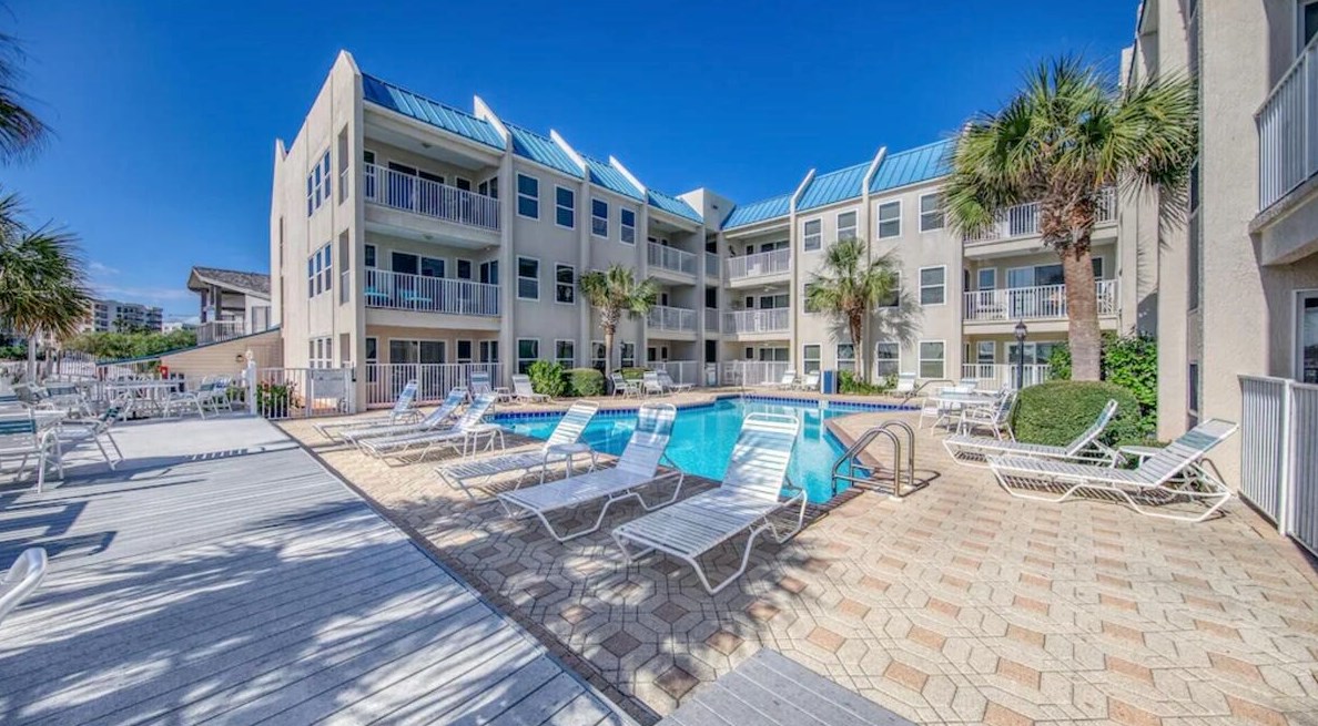 300 Gulf Shore Dr #204, Destin, FL 32541