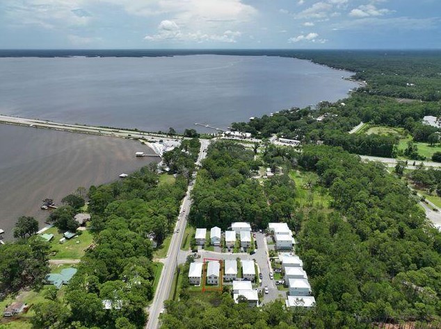 24 Lighthouse Pointe Blvd, Santa Rosa Beach FL  32459 exterior