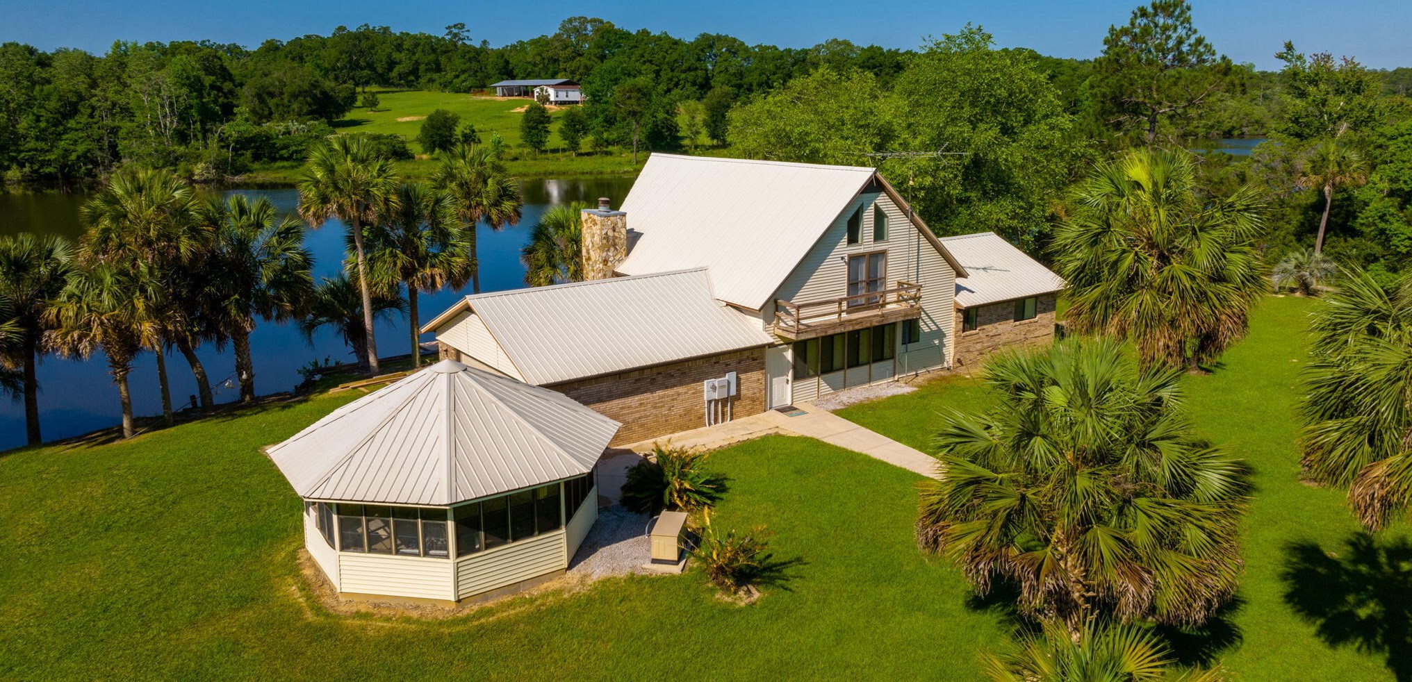 2284 Curtis Madden Rd, Crestview, FL 32531-7616