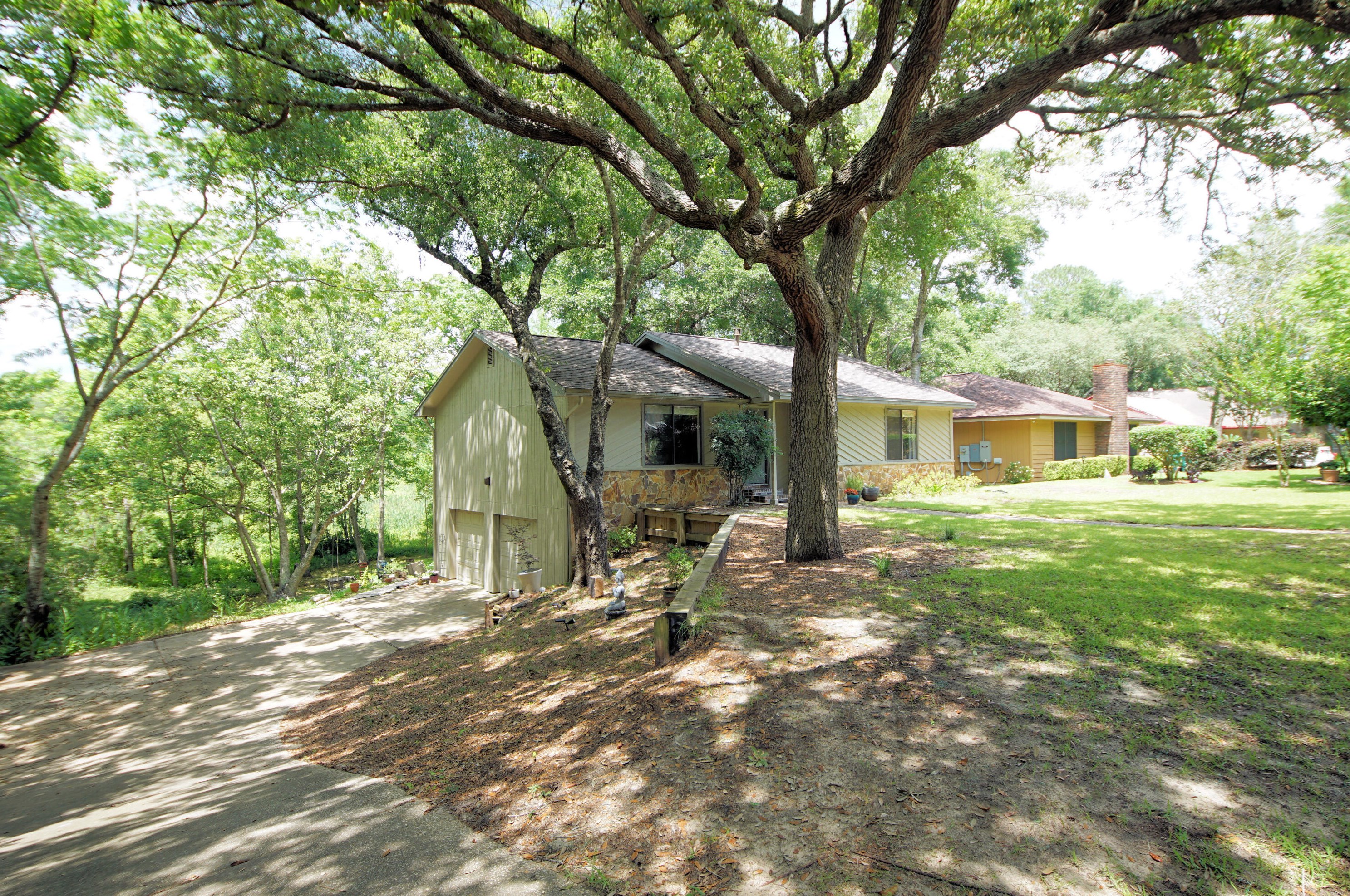 118 Beverly Dr, Niceville, FL 32578-2610