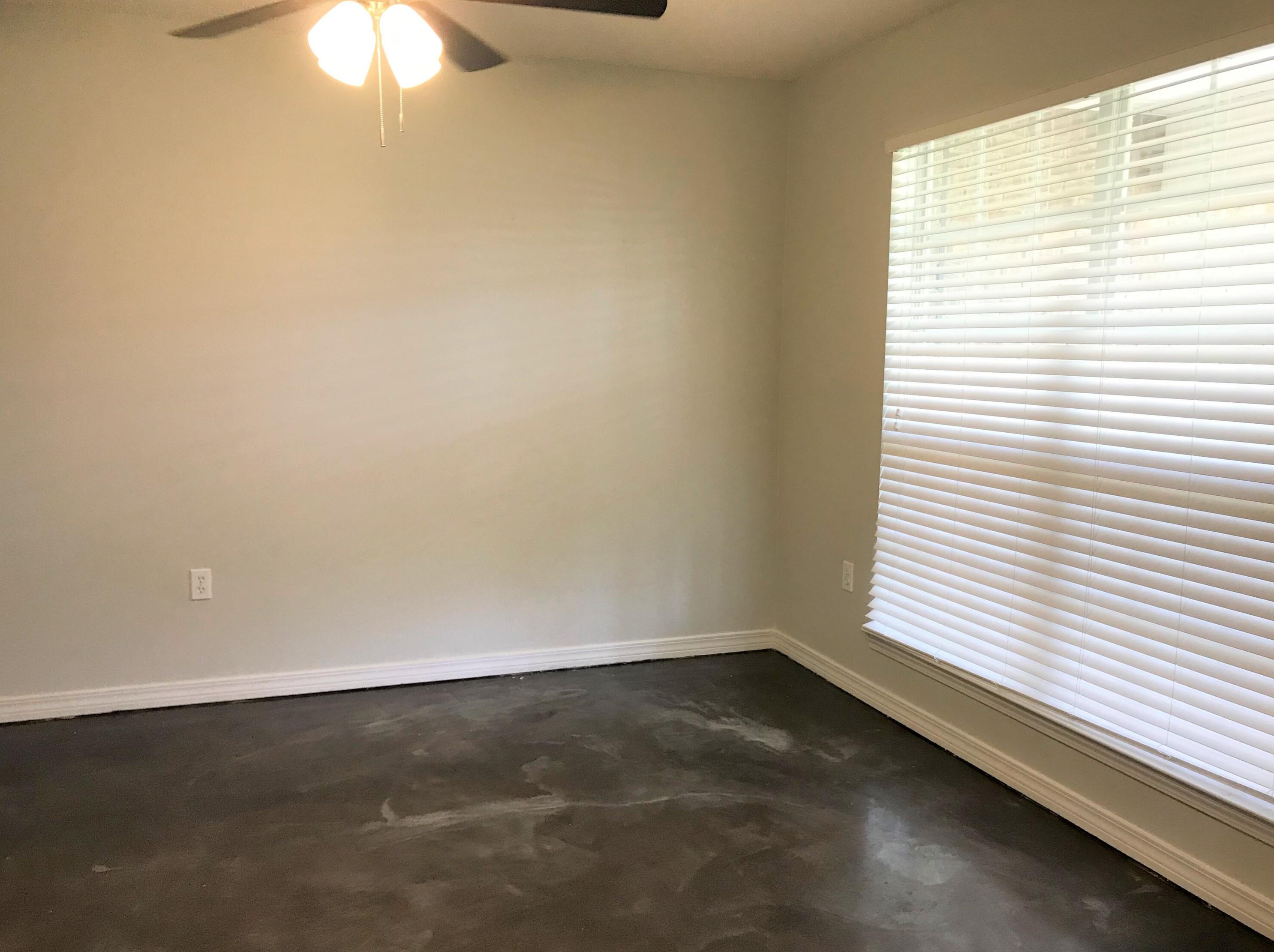 125 Strike Eagle Dr, Crestview FL  32536-2240 exterior