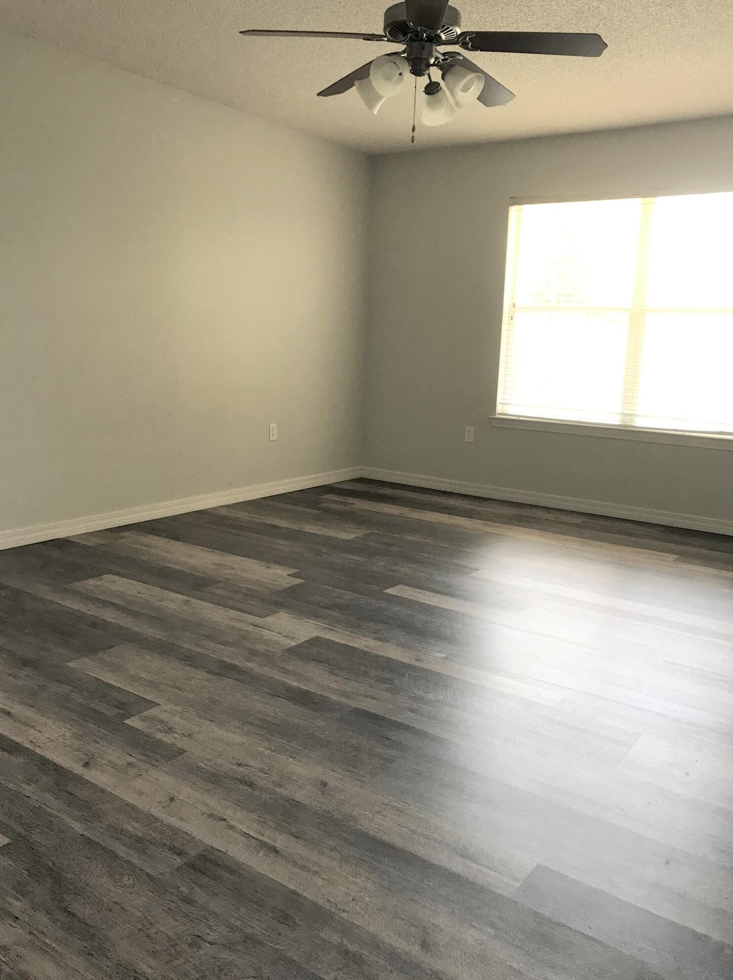 125 Strike Eagle Dr, Crestview FL  32536-2240 exterior