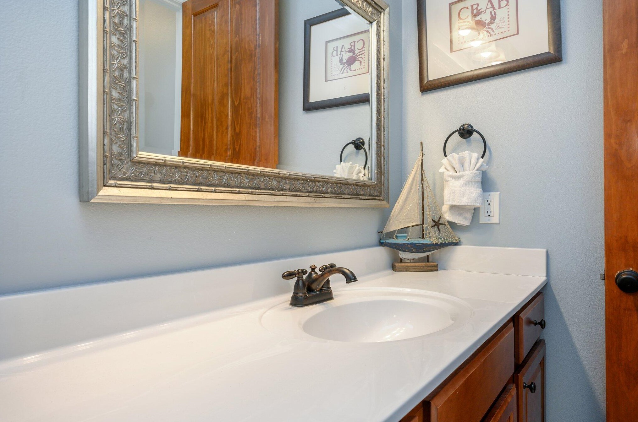 211 Grand Key Loop, Destin FL exterior