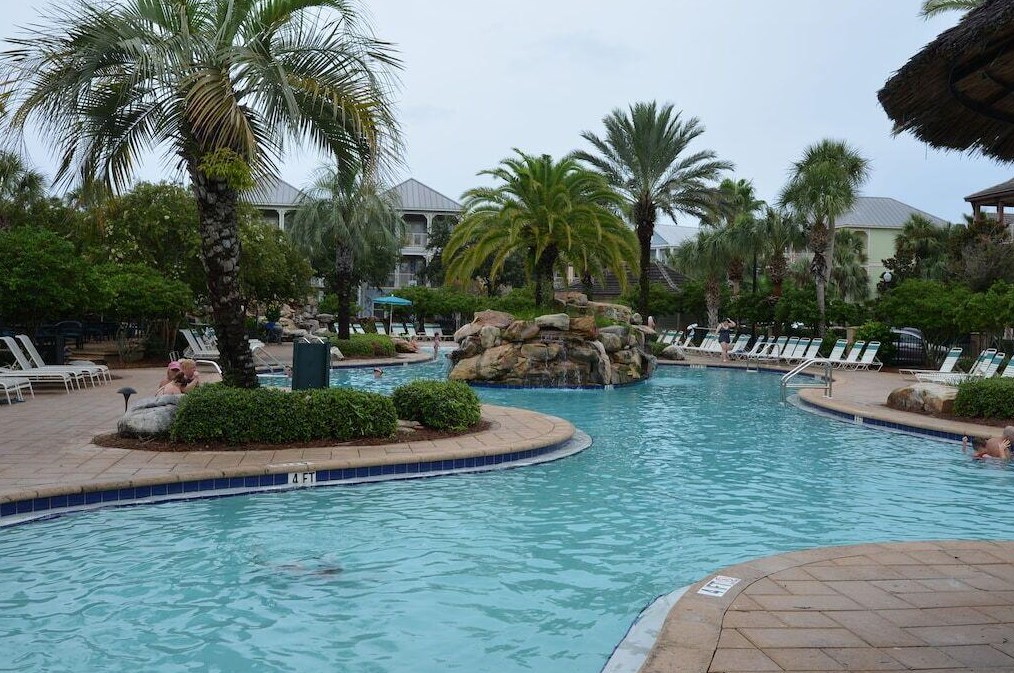 211 Grand Key Loop, Destin FL exterior