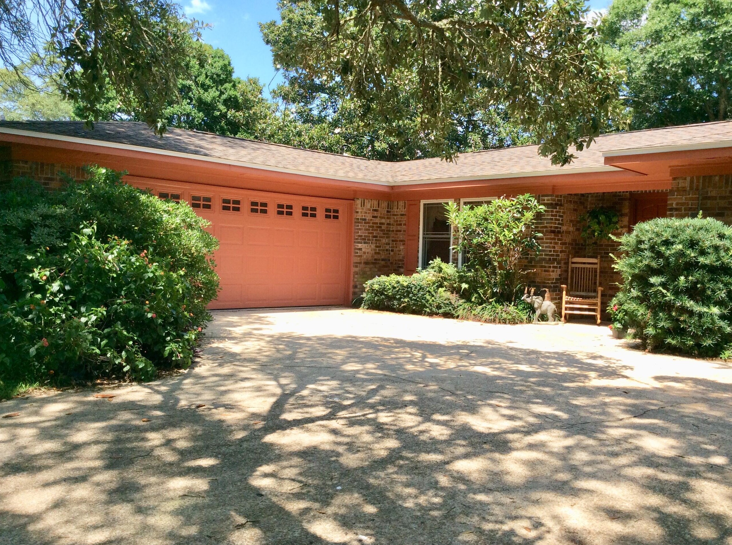 4 Lake Shore Dr, Shalimar, FL 32579