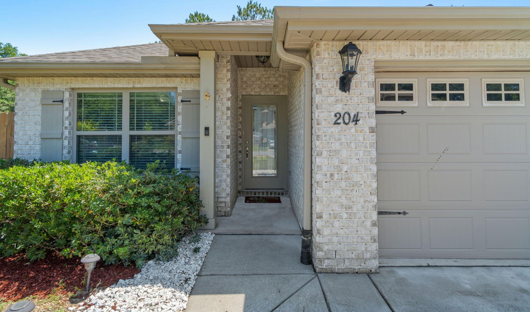 204 January Ct, Crestview, FL 32539-3011
