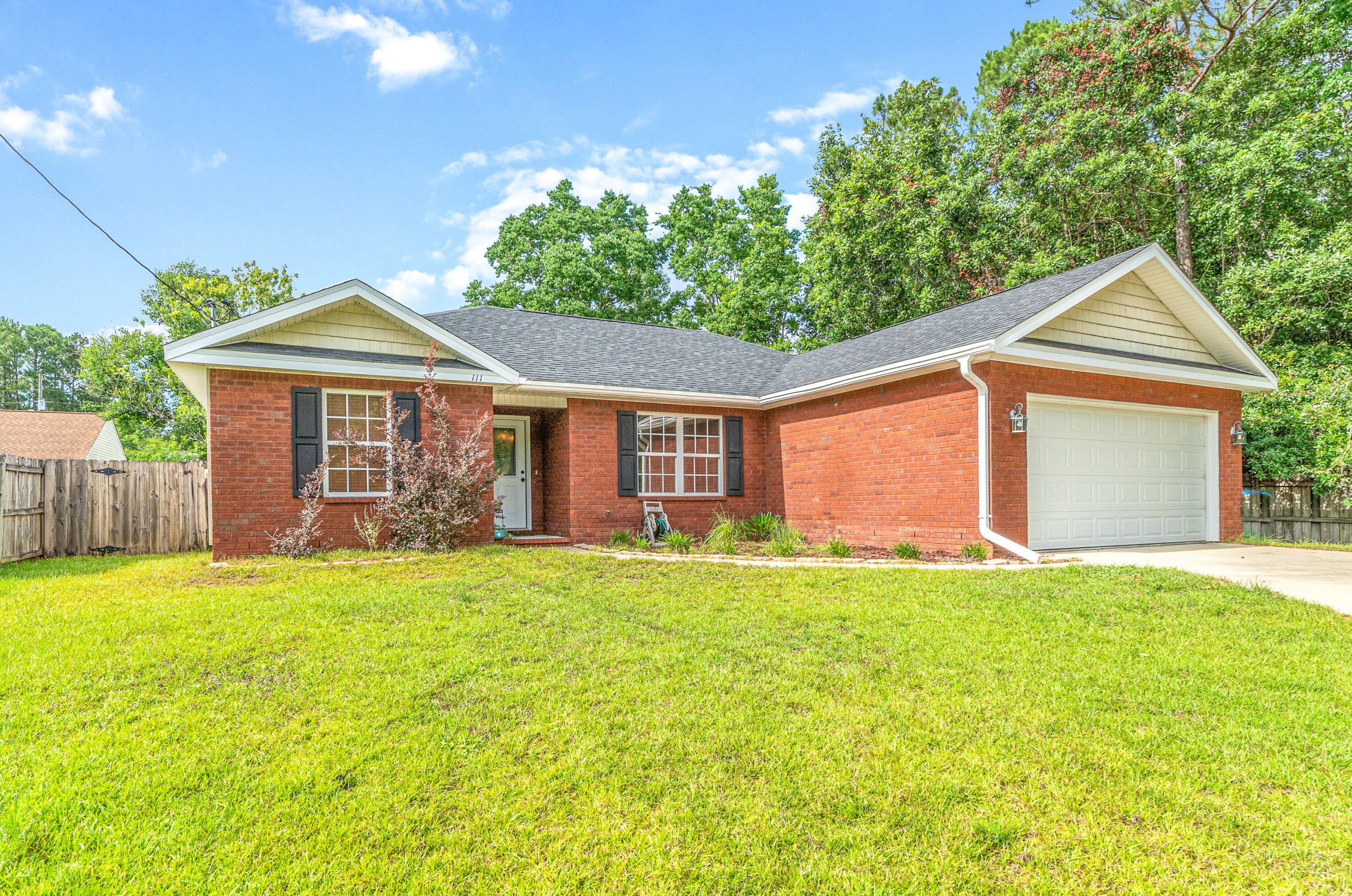 111 Trevor Ct, Crestview FL  32536-5001 exterior