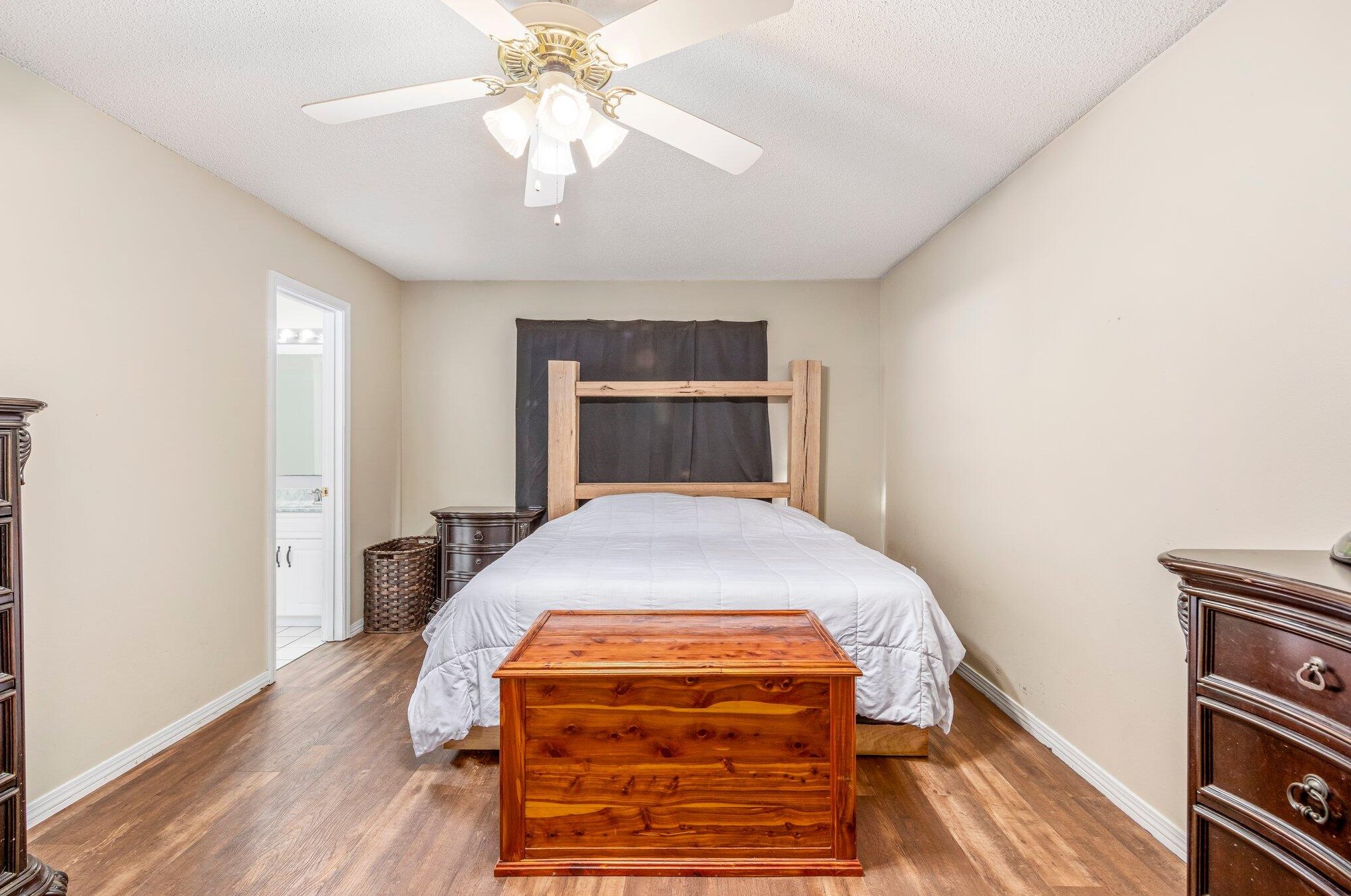 375 Pristine Water Ln, Mary Esther FL  32569-2172 exterior