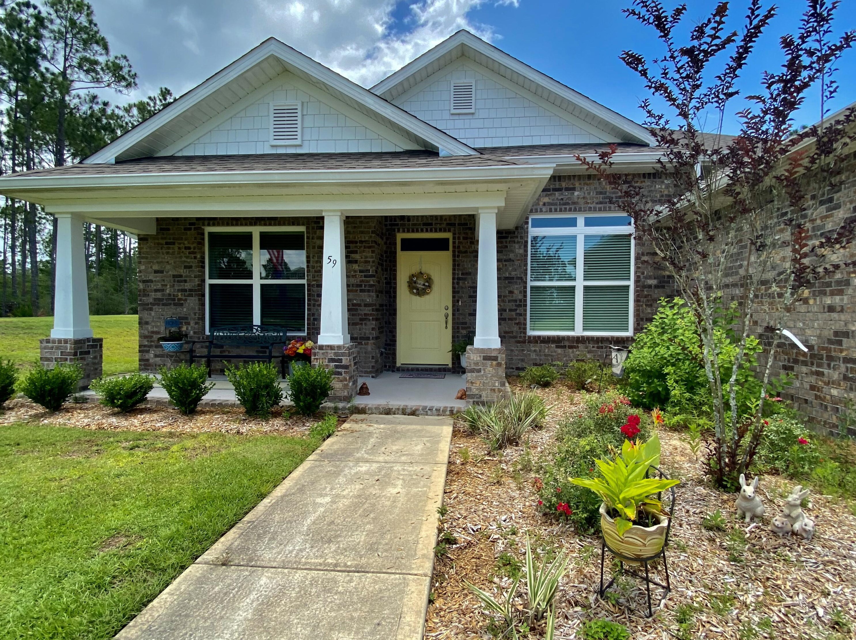 59 Gulf Pines Ct, Freeport, FL 32439