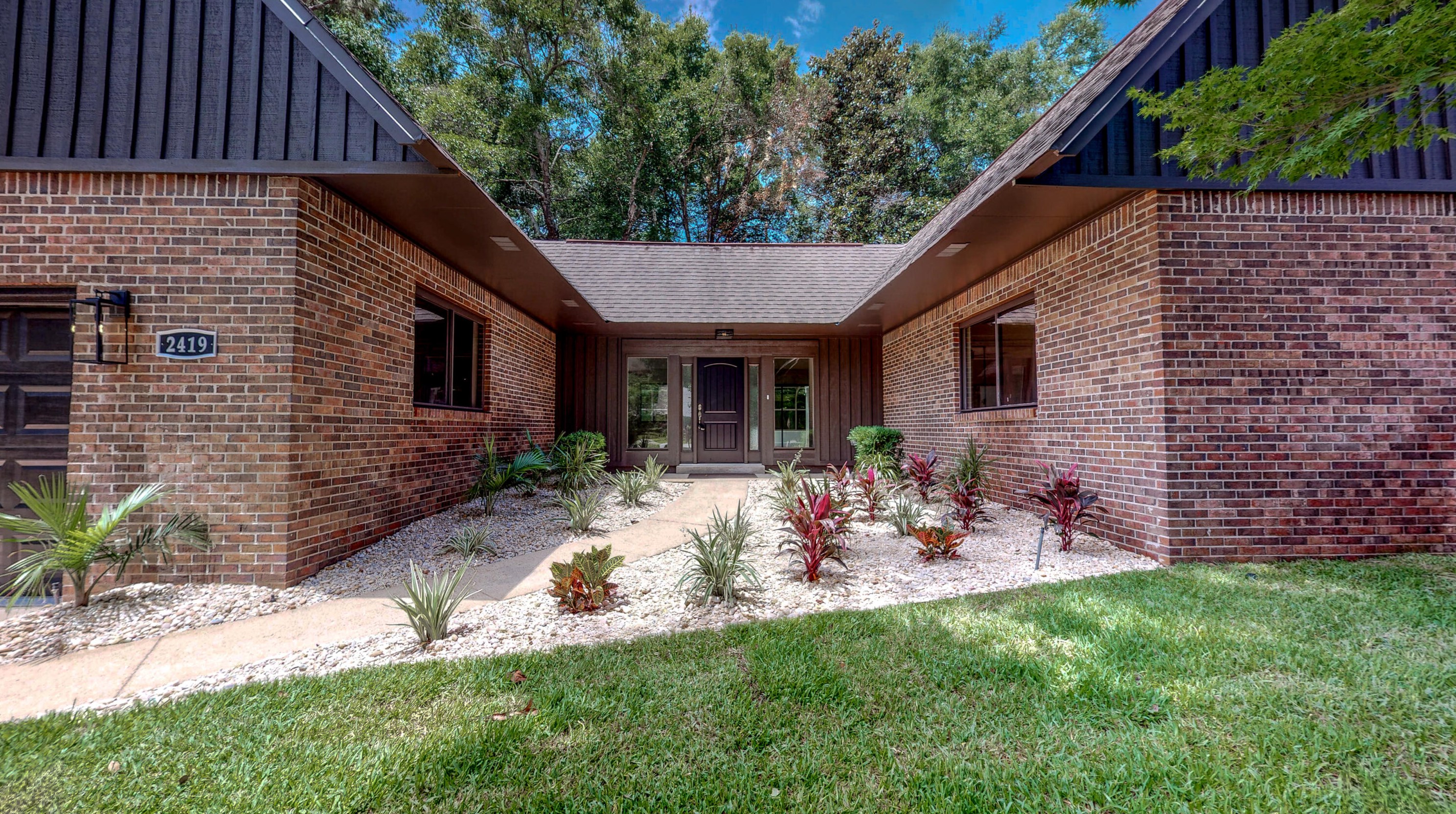 2419 Rocky Shores Dr, Niceville FL  32578-2370 exterior