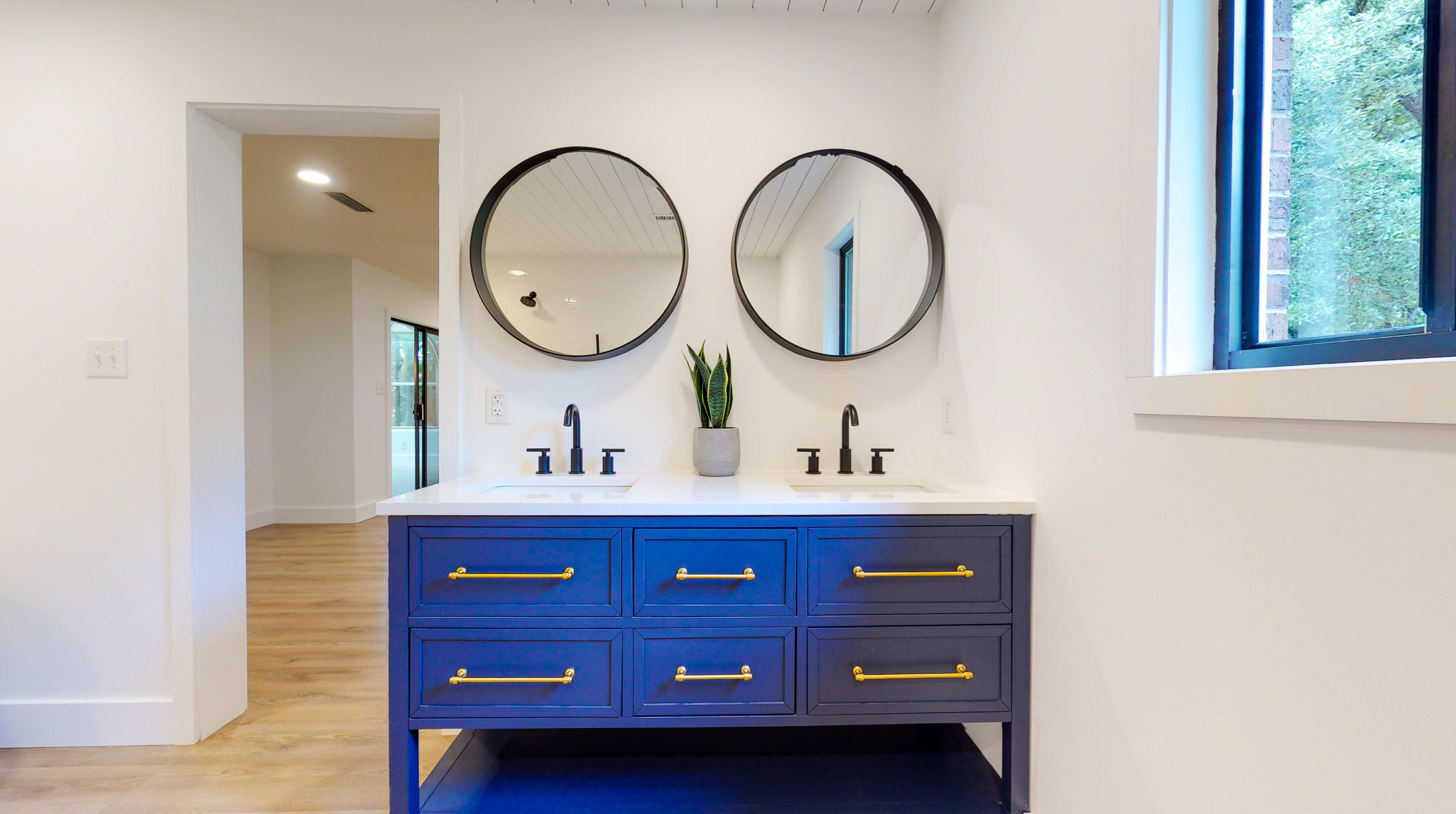 2419 Rocky Shores Dr, Niceville FL  32578-2370 exterior