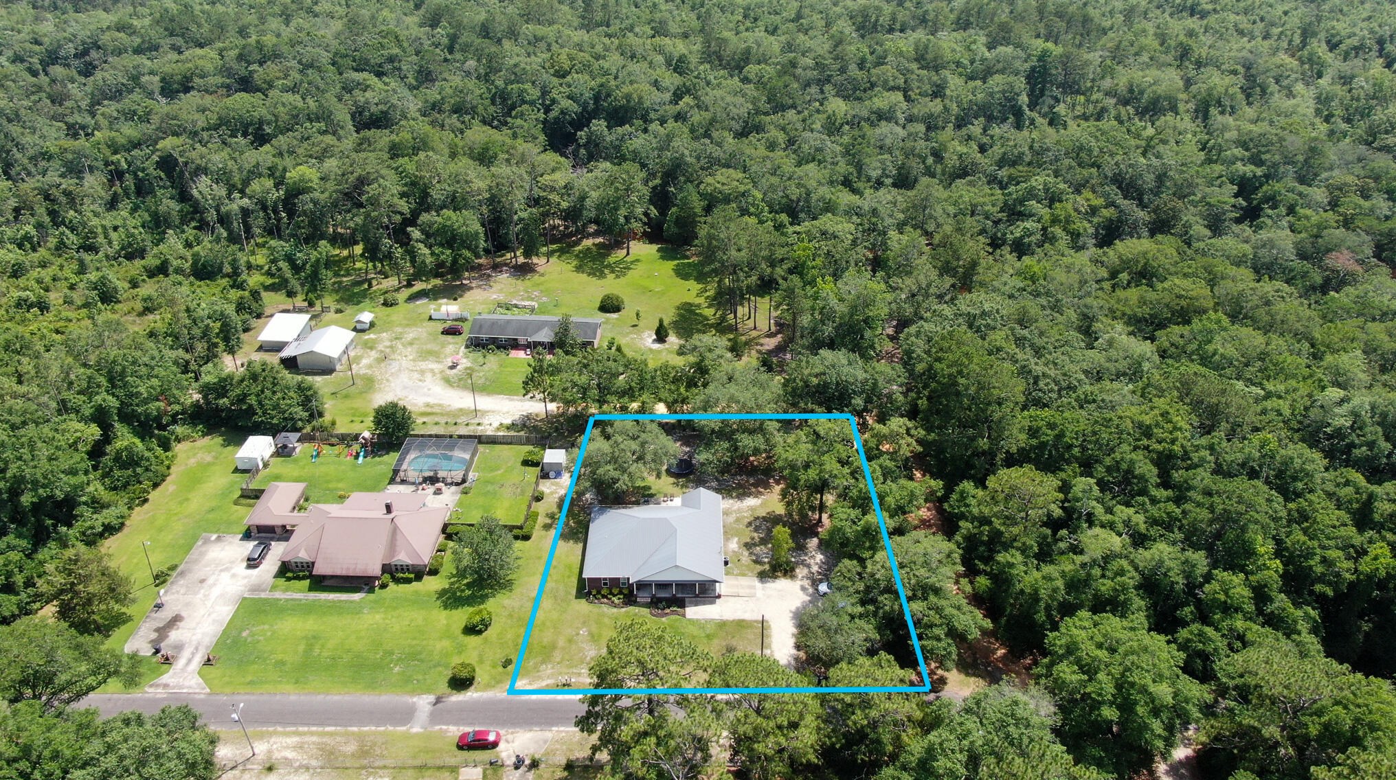 1550 Government St, Red Bay, FL 32455