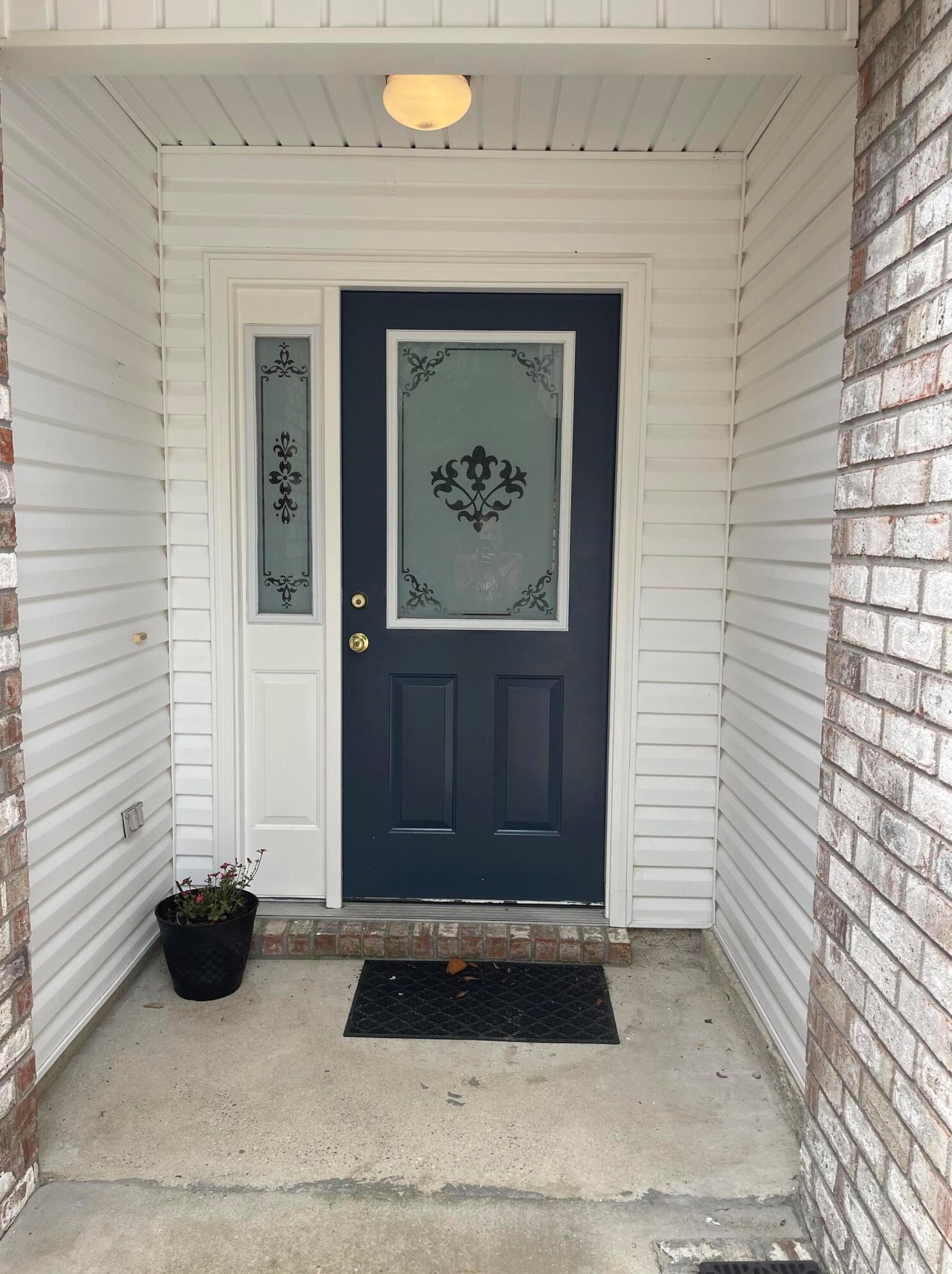 28 Roserita Pl, Mary Esther, FL 32569-2906