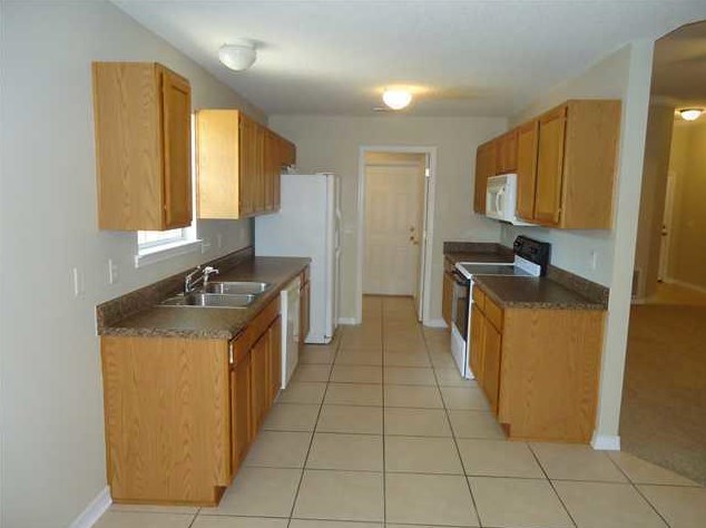 2877 Aplin Rd, Crestview FL  32539-6002 exterior