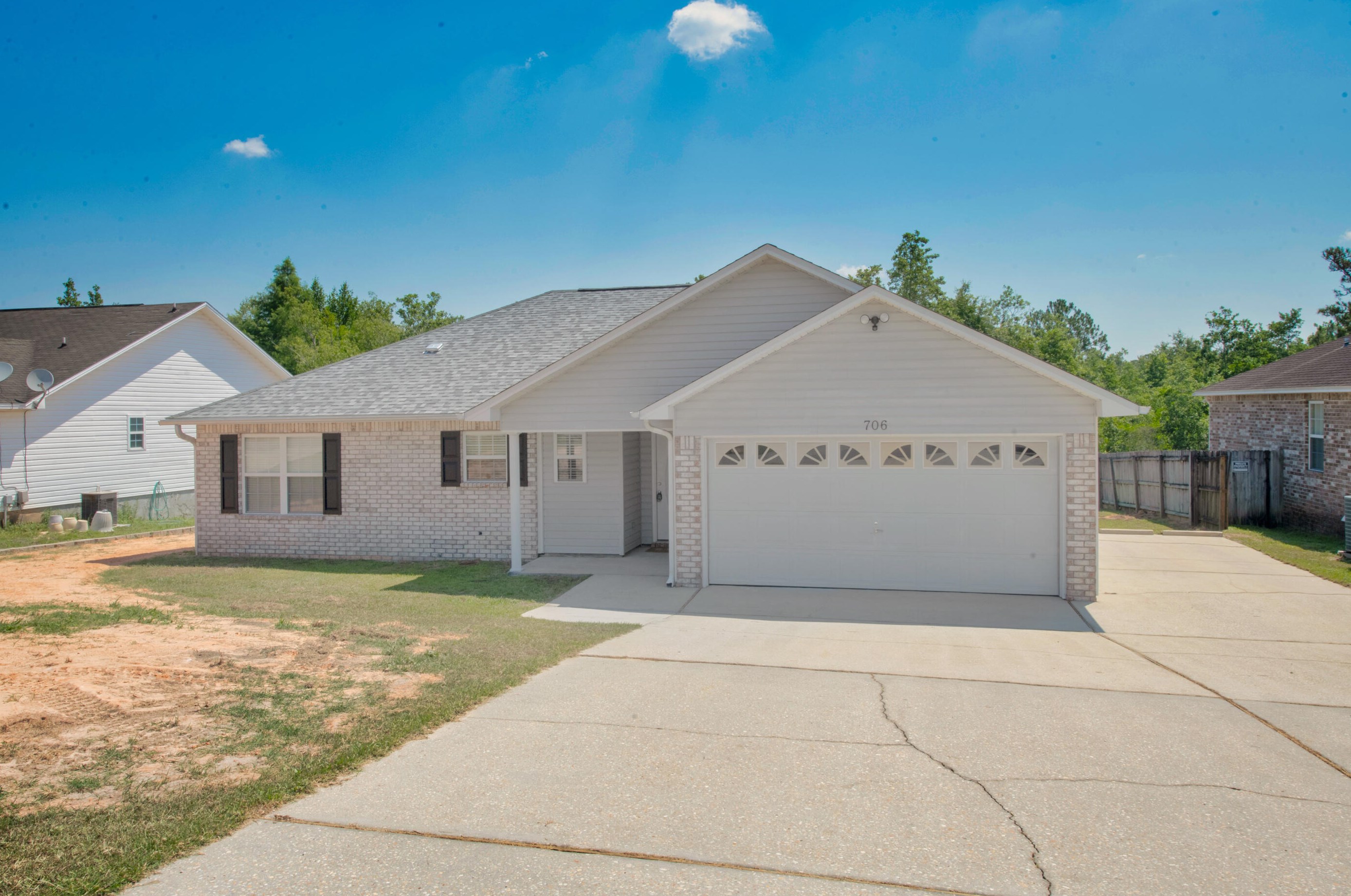 706 Riva Ridge Dr, Crestview, FL 32539-6046