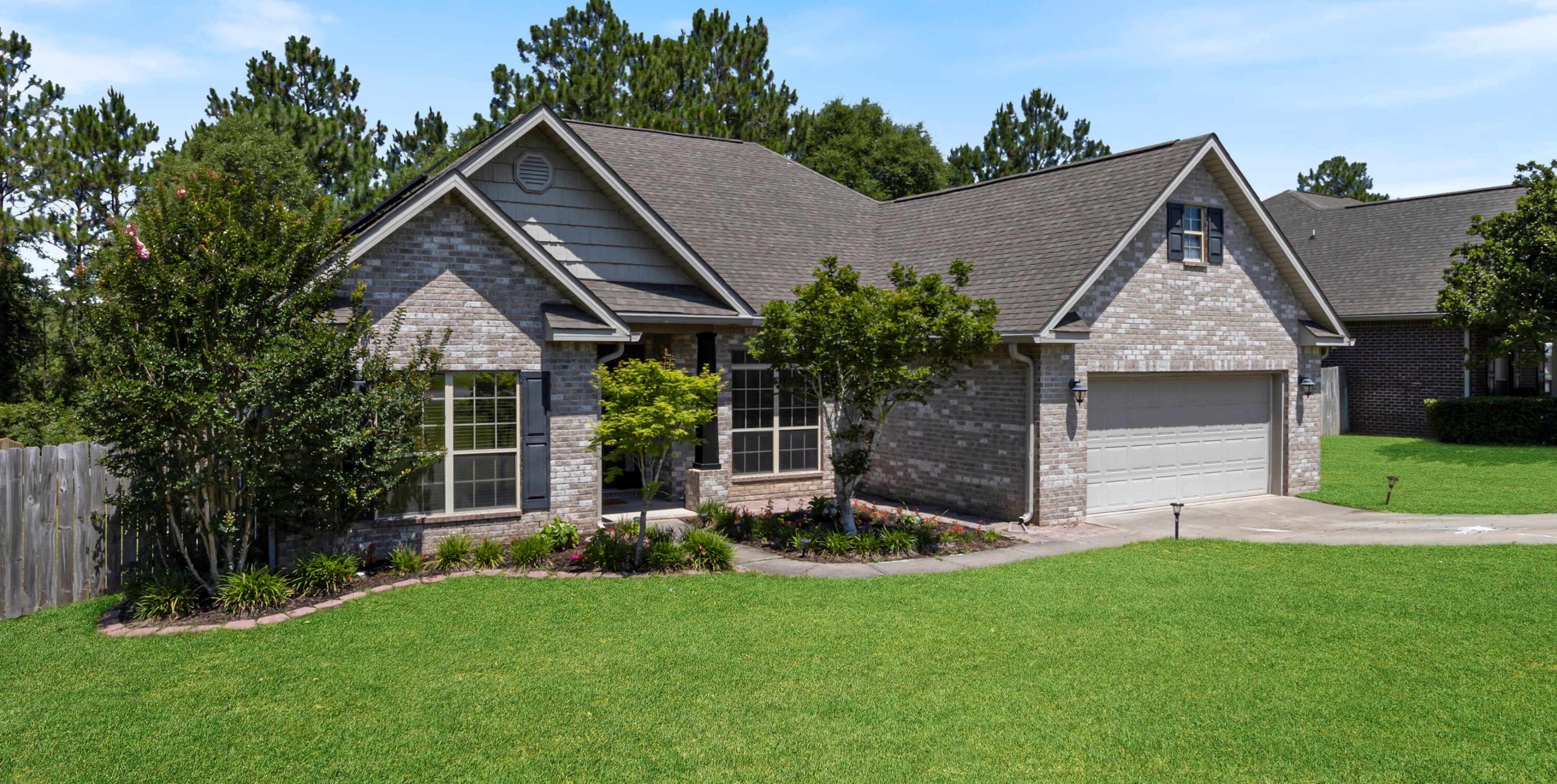 137 Crab Apple Ave, Crestview FL  32536-2257 exterior