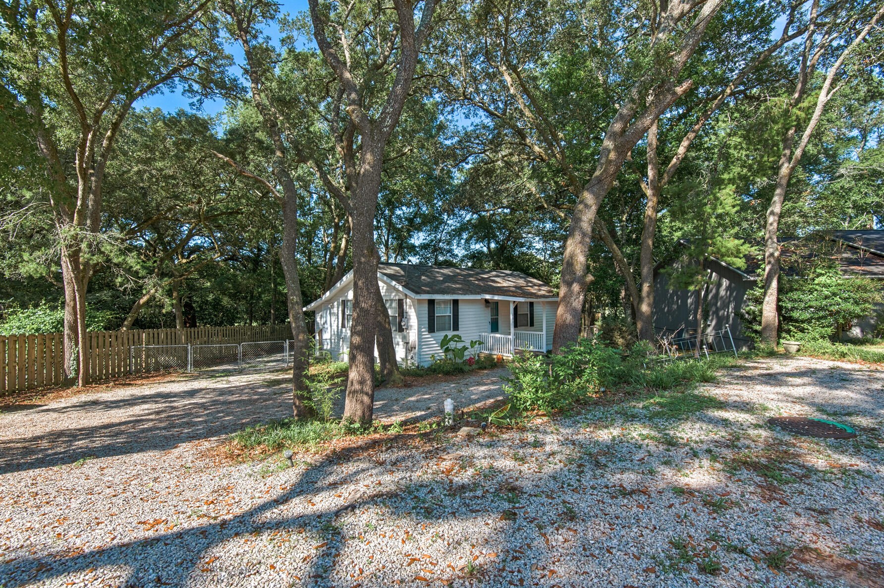 101 3rd St, Niceville, FL 32578