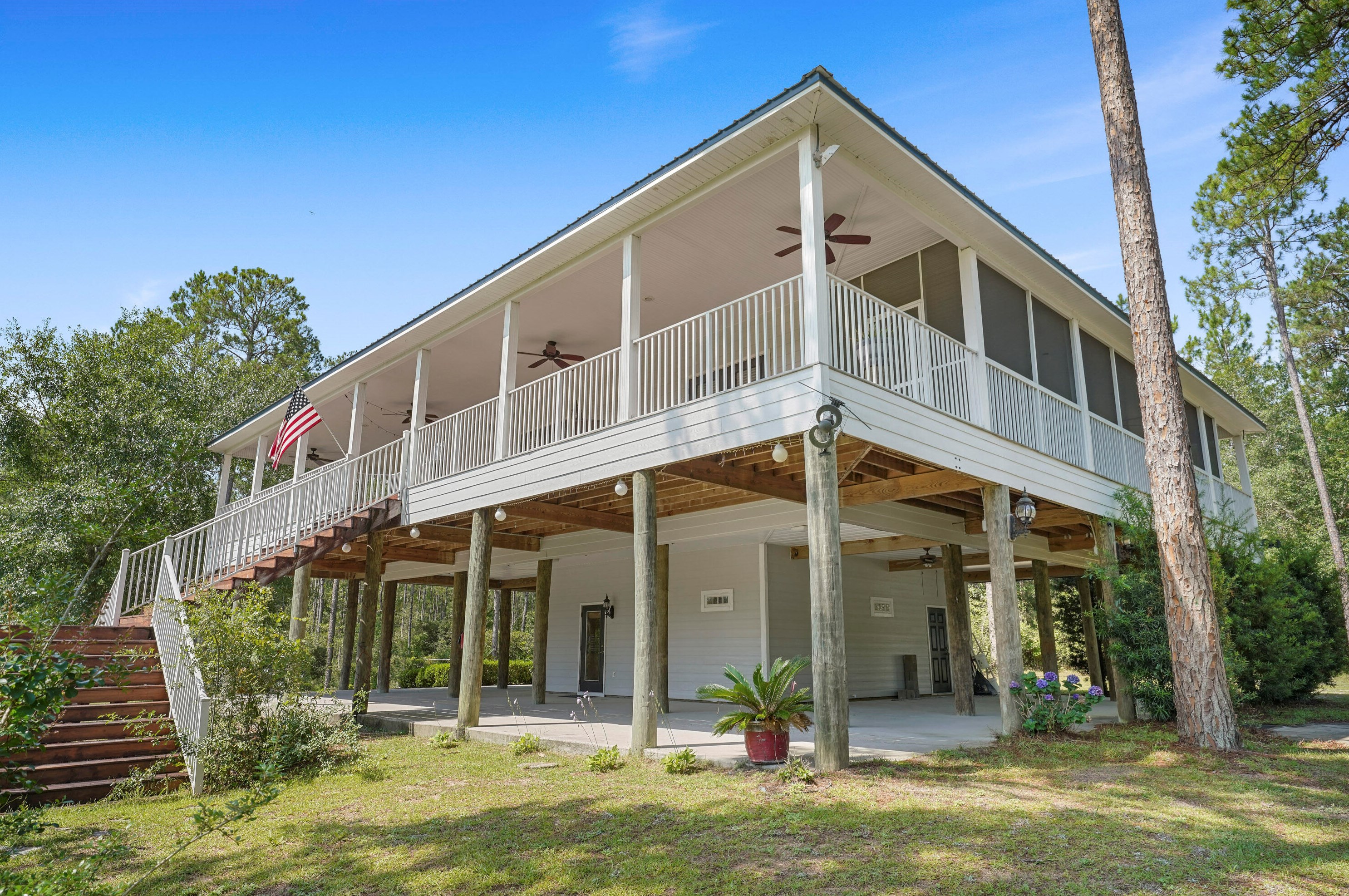 13468 State Hwy 81, Red Bay, FL 32455