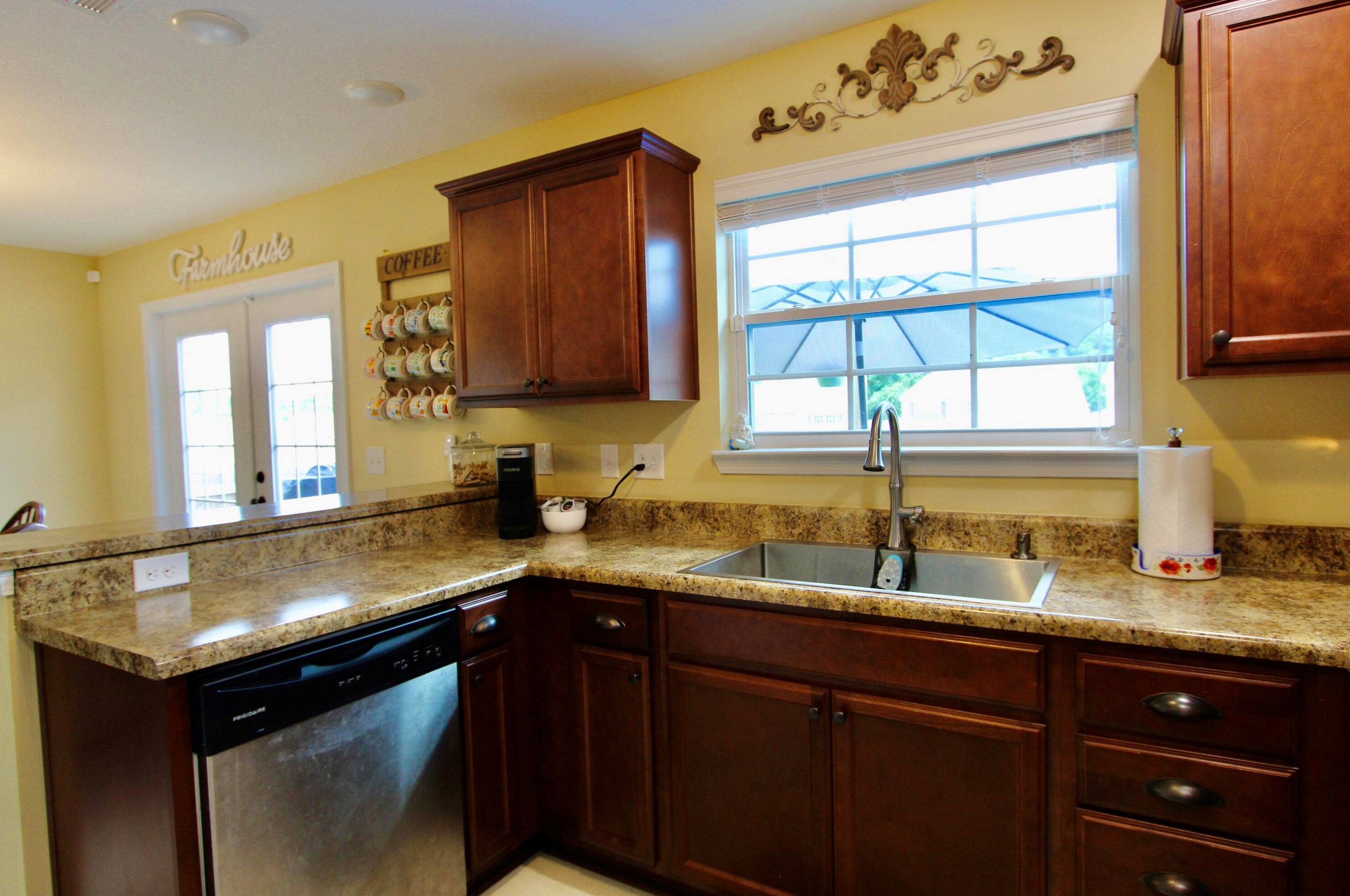 495 Eisenhower Dr, Crestview FL  32539-6953 exterior