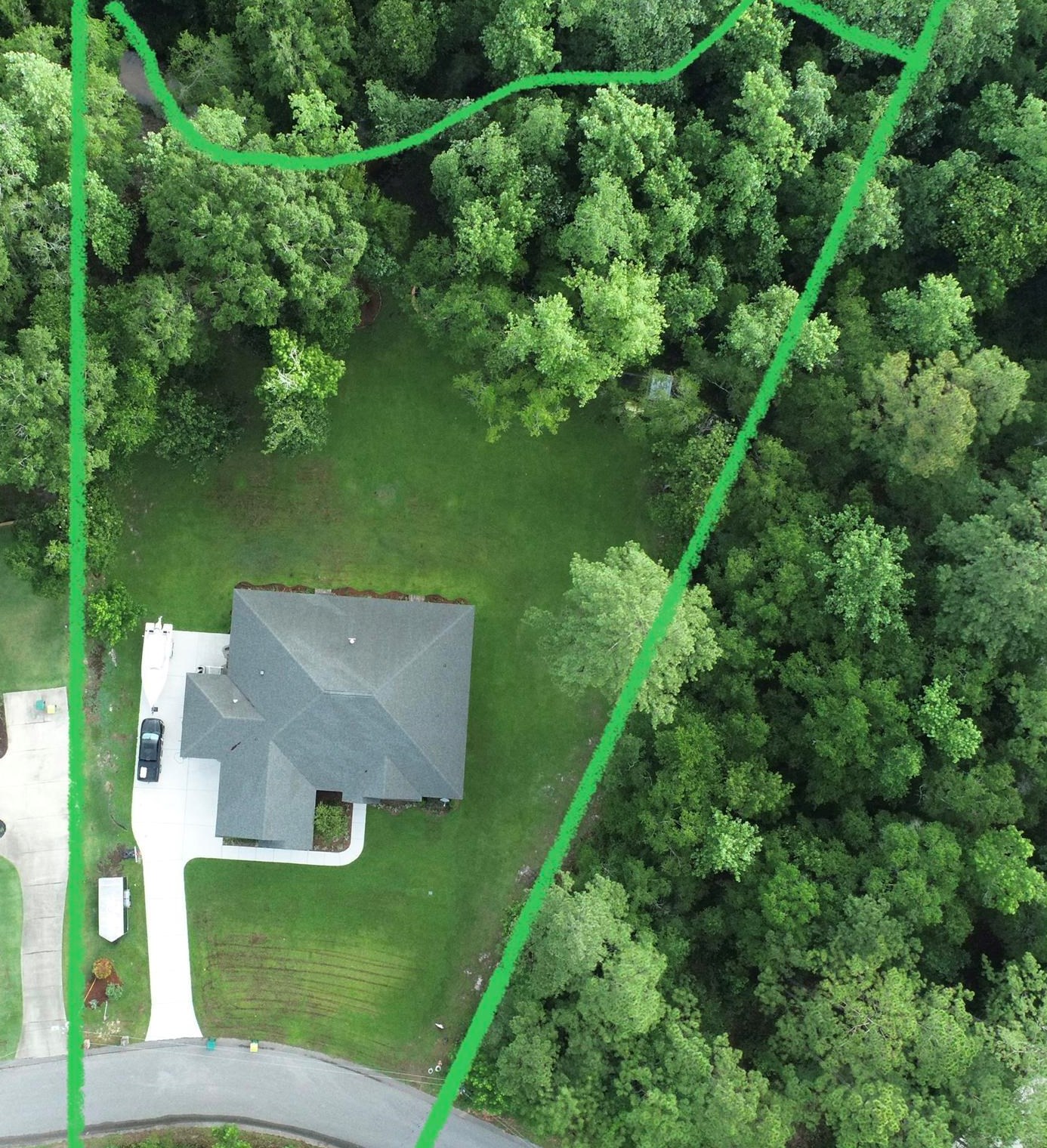5561 Algonquin Pl, Crestview, FL 32536-9519