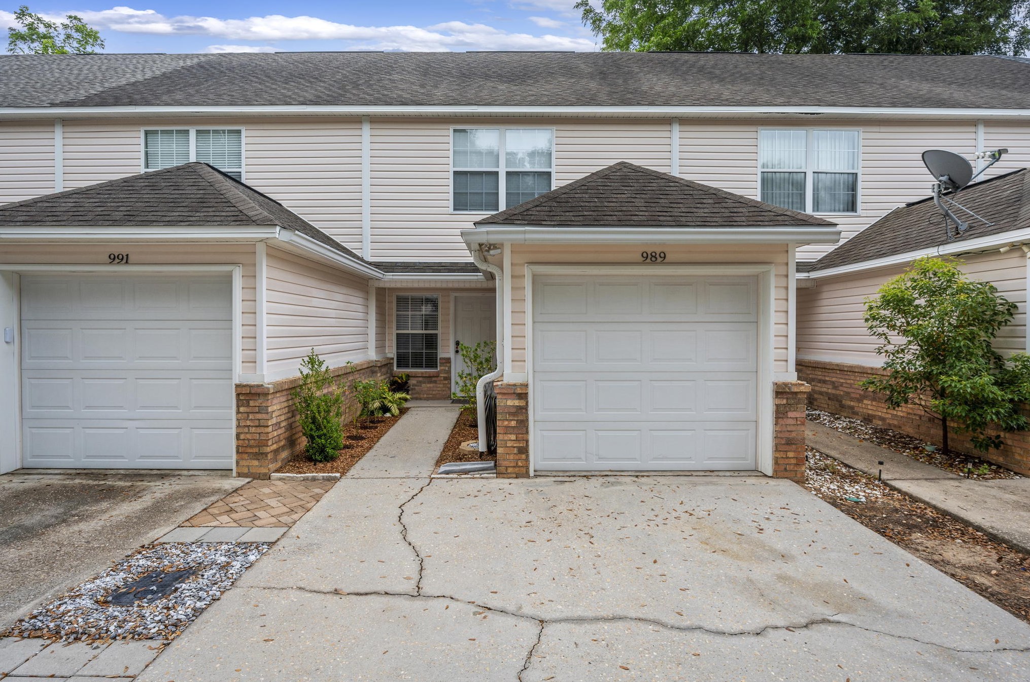 989 Scenic Oak Ln, Fort Walton Beach, FL 32547