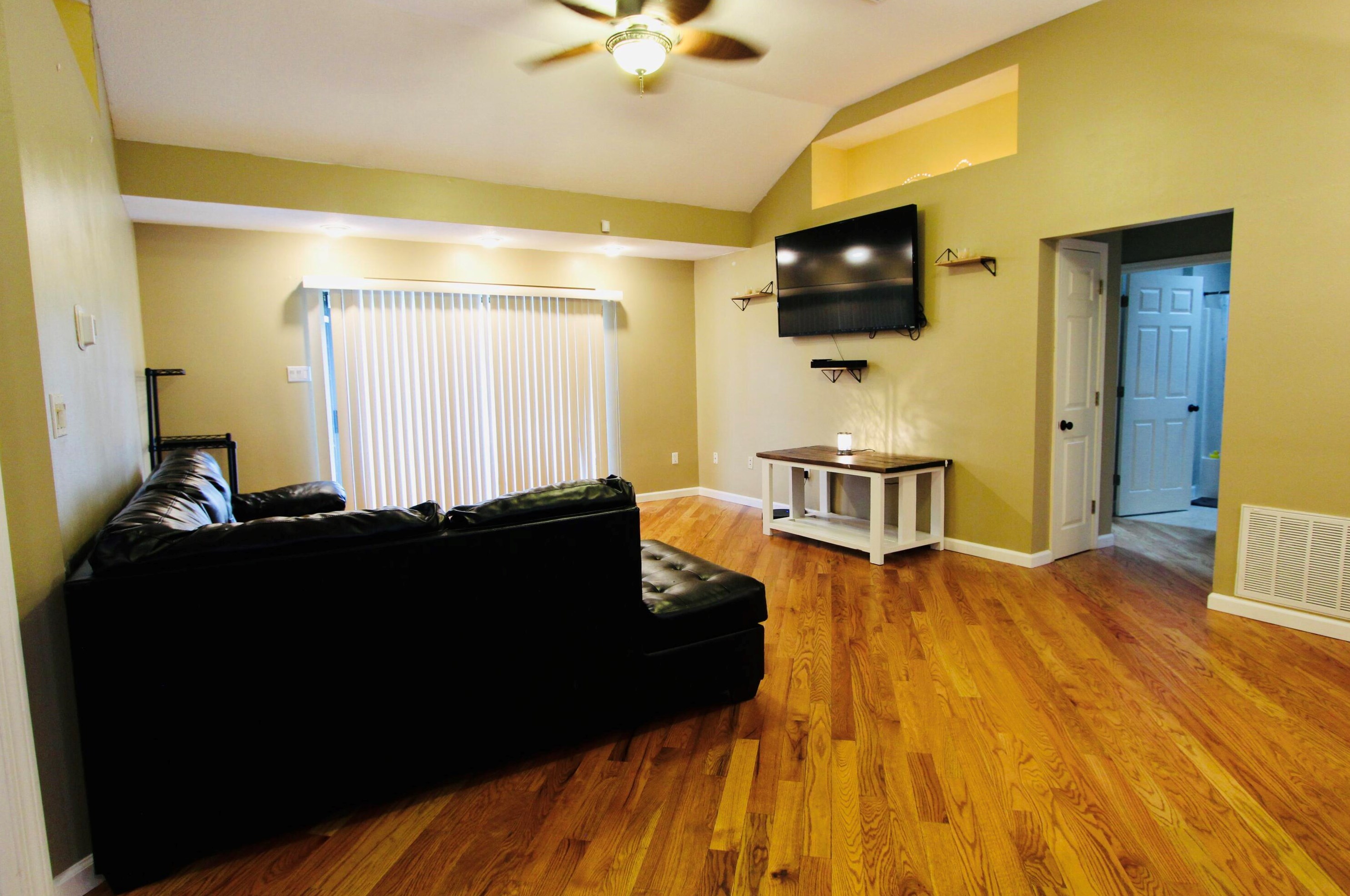 214 Country Club Dr, Crestview FL  32536-8426 exterior