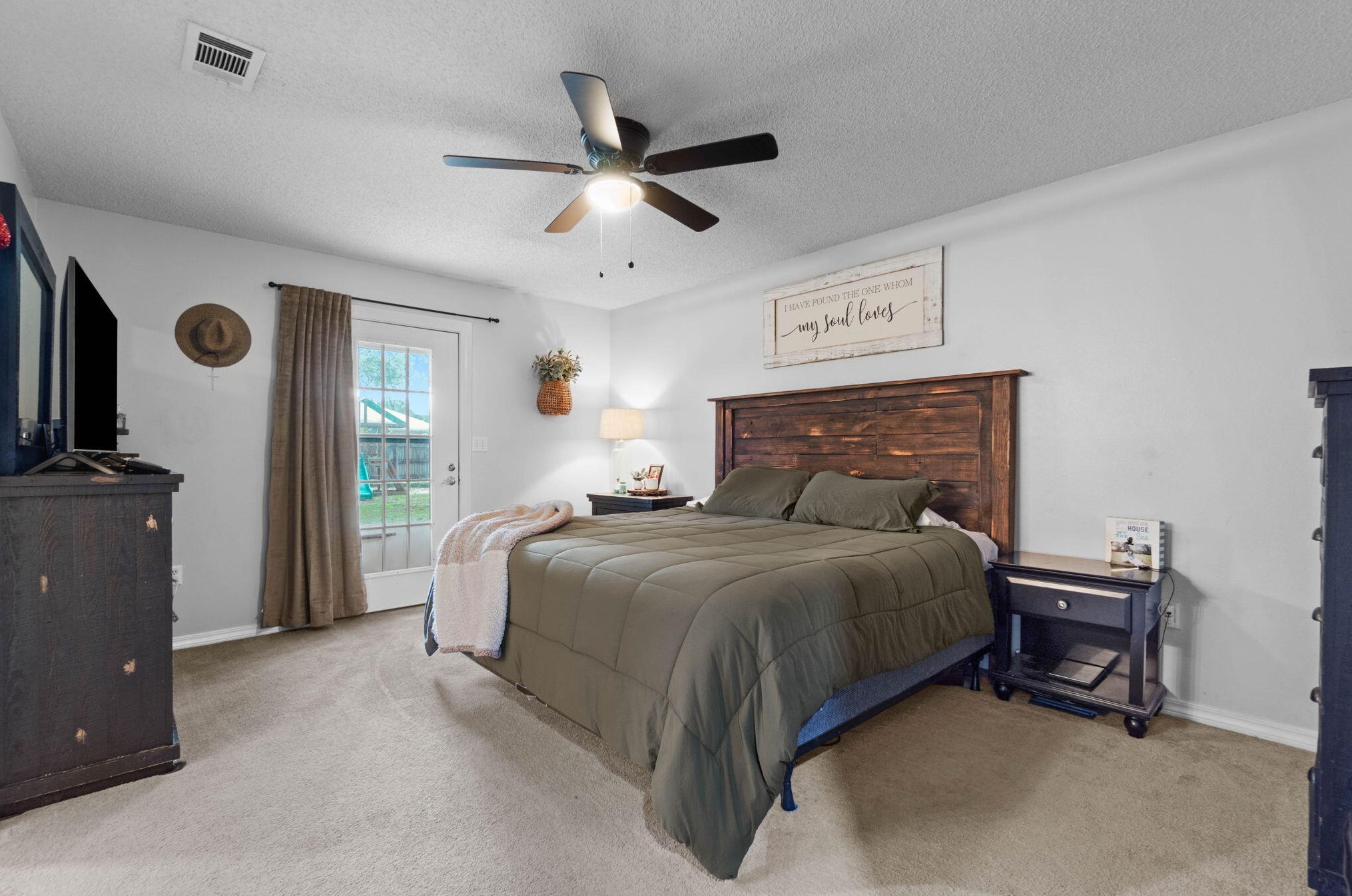 2790 Willow Bend Ct, Crestview FL  32539-6323 exterior