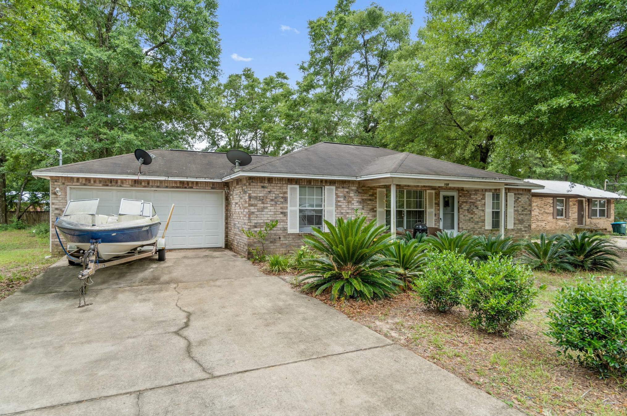 105 Oglesby Ave, Crestview, FL 32536-3822