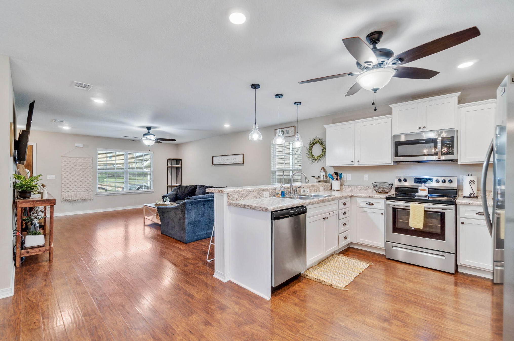 454 Eisenhower Dr, Crestview FL  32539-6953 exterior
