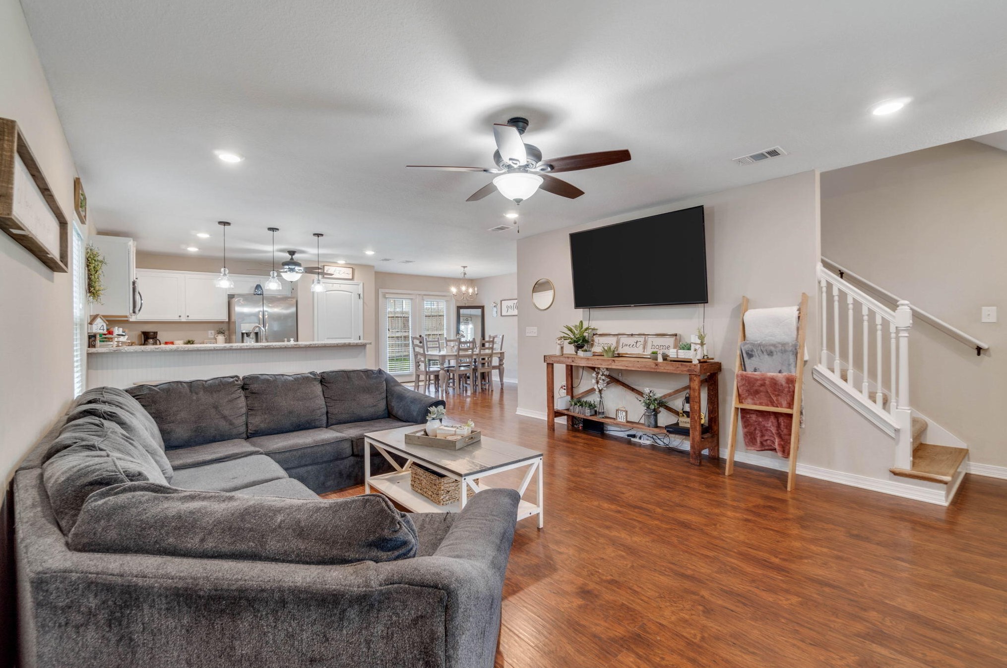 454 Eisenhower Dr, Crestview FL  32539-6953 exterior