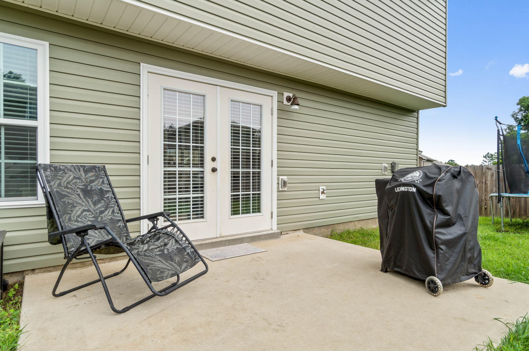 454 Eisenhower Dr, Crestview FL  32539-6953 exterior
