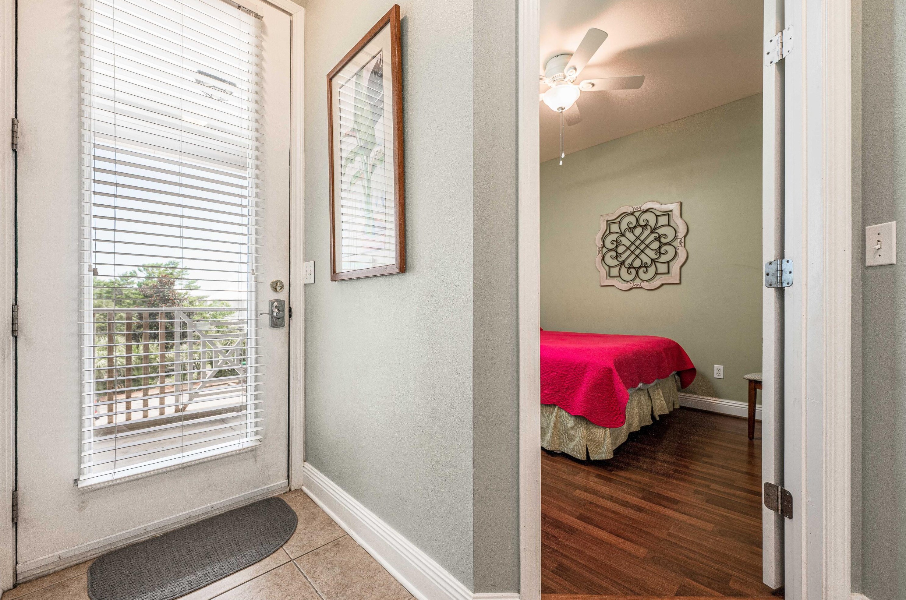 104 Village Blvd, Santa Rosa Beach, FL 32459-3269