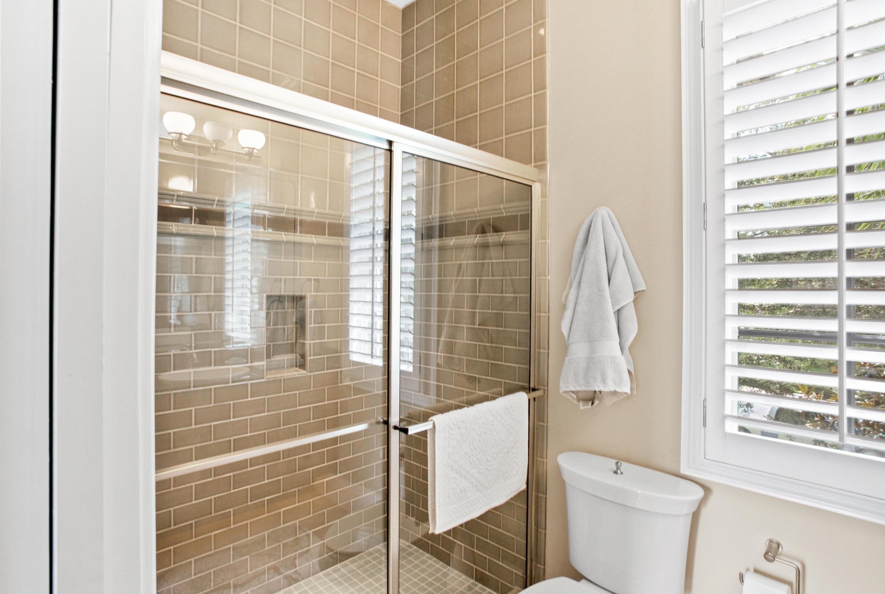 3520 Burnt Pne Ln, Destin FL  32550-1837 exterior