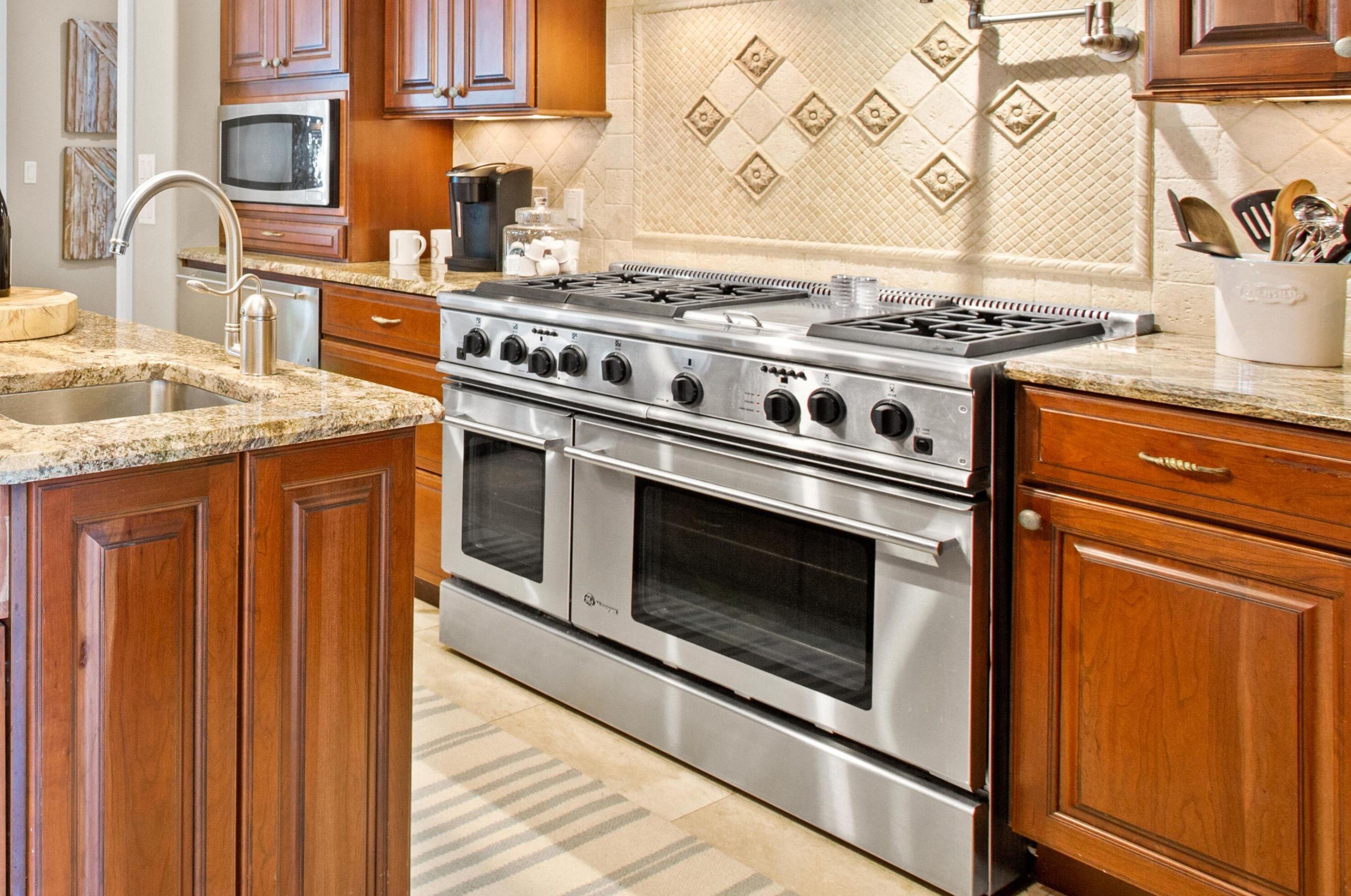 3520 Burnt Pne Ln, Destin FL  32550-1837 exterior