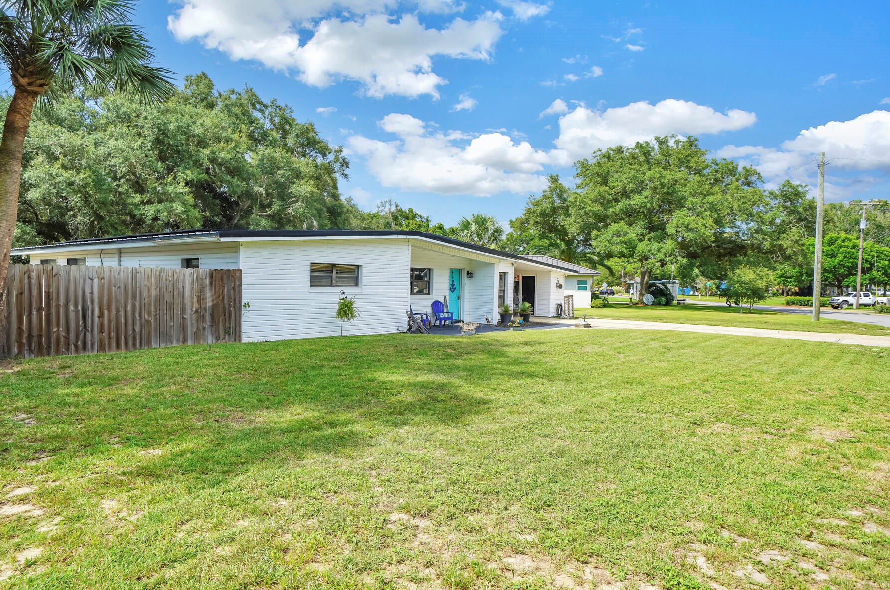 364 Gardner Dr, Fort Walton Beach, FL 32548